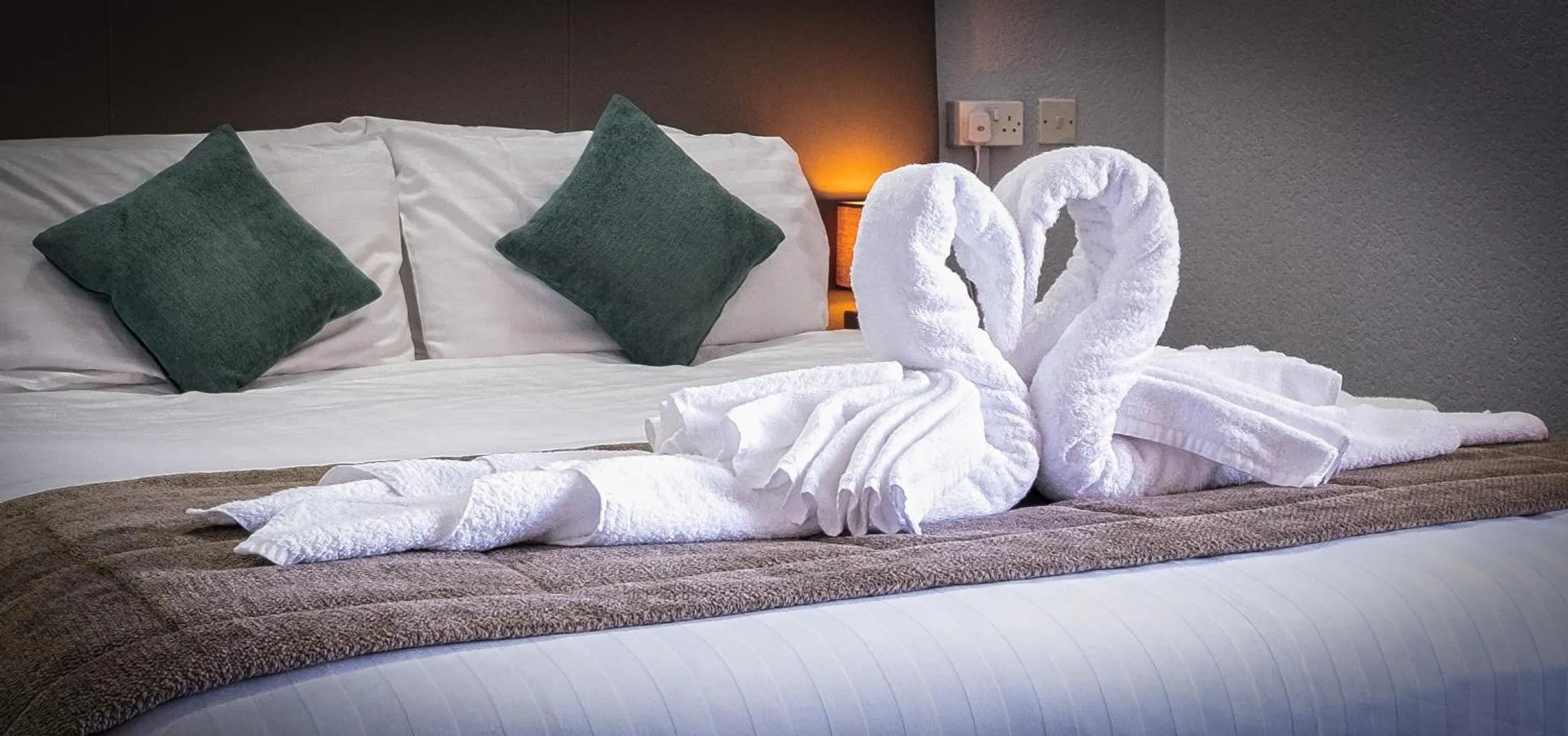 Bed in Royal Lion Hotel