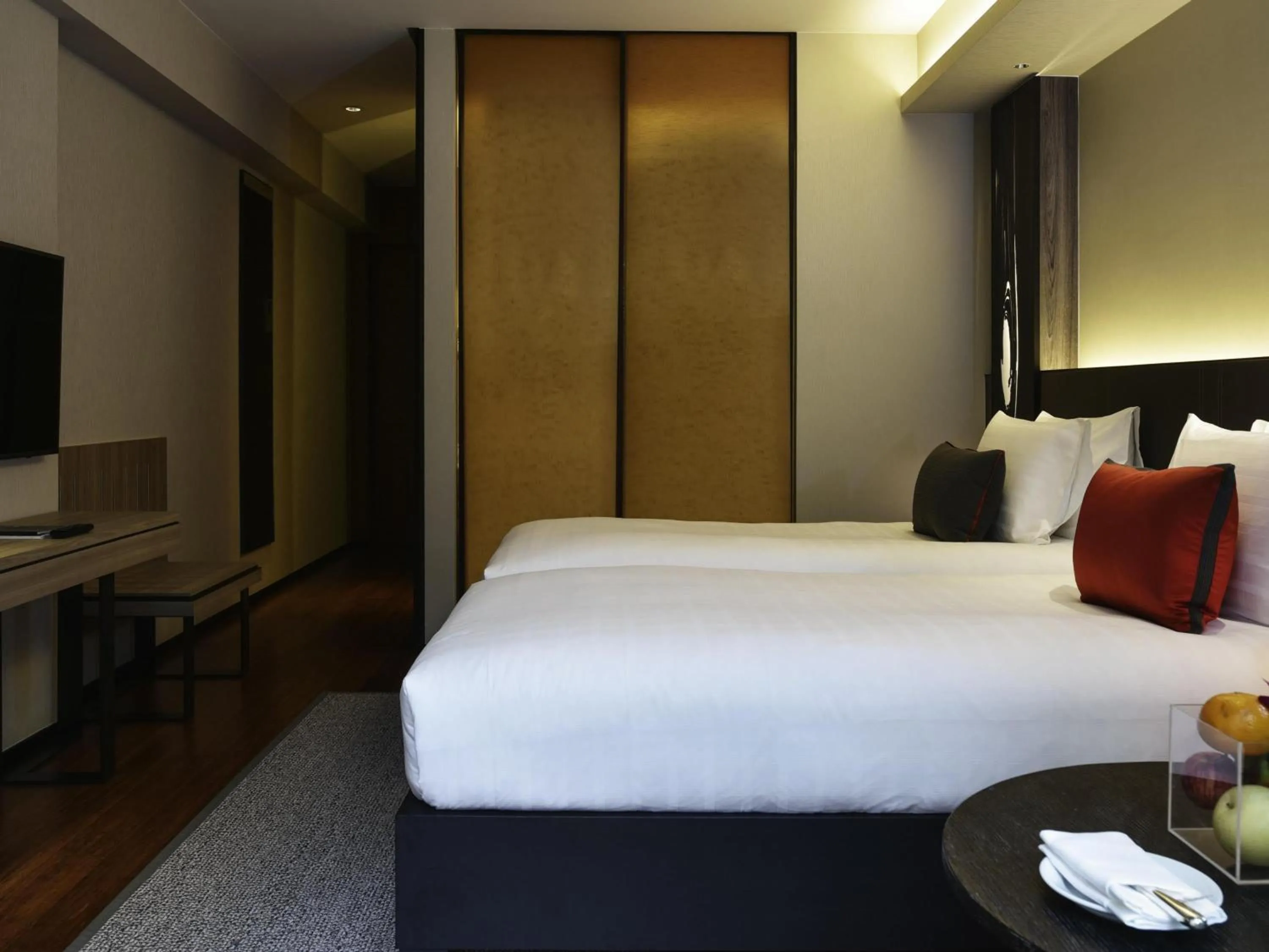 Bedroom, Bed in Pullman Bangkok King Power