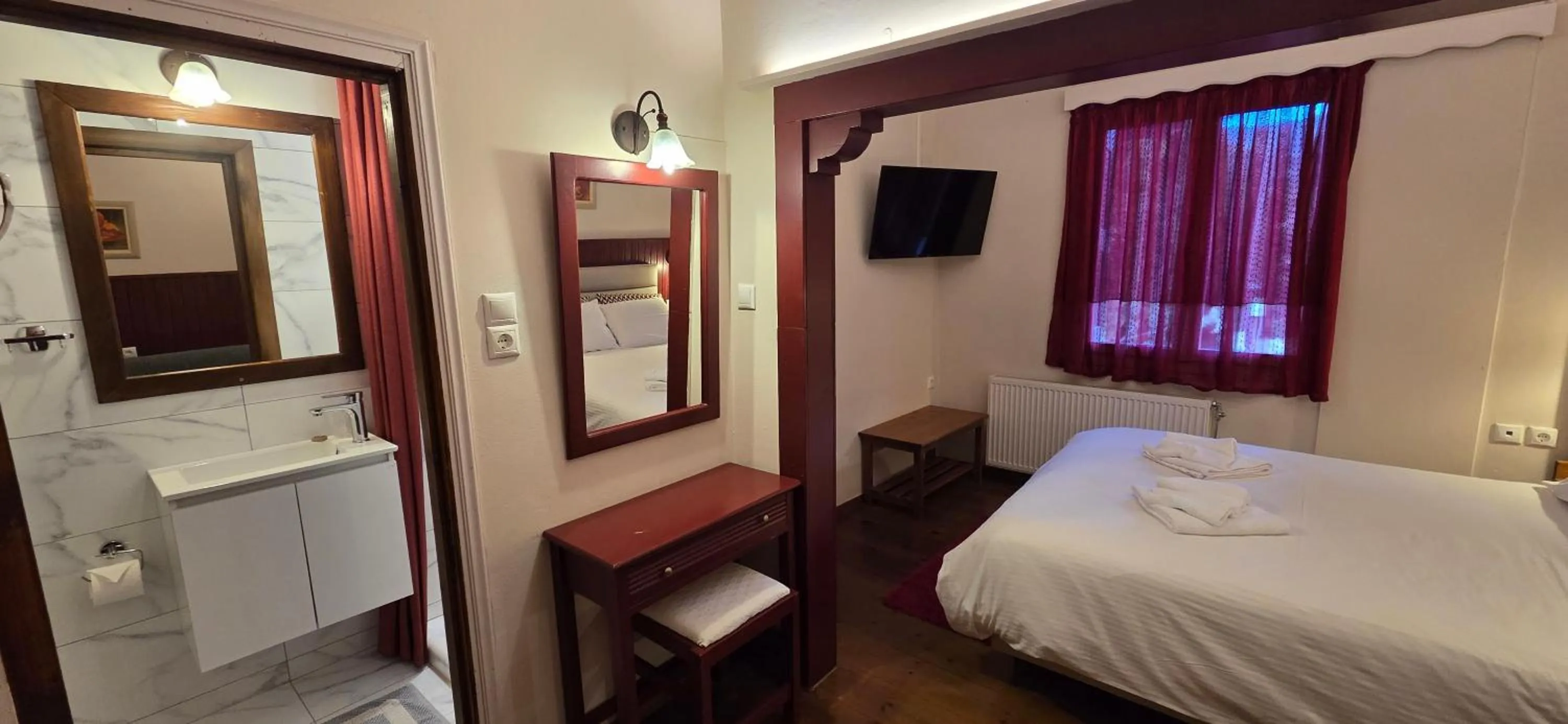 Bedroom, Bed in Guesthouse Mavrodimos