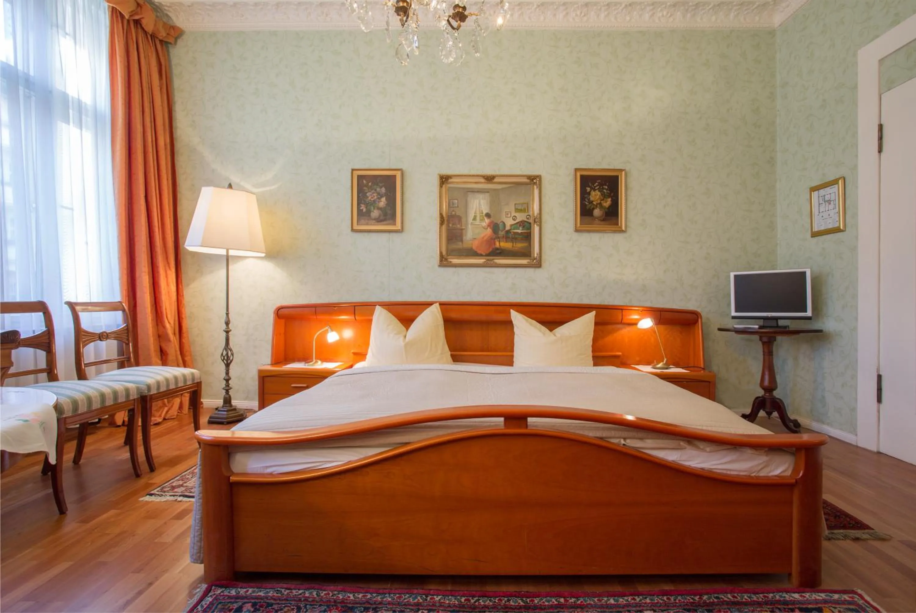 Bed in Das Literaturhotel Berlin