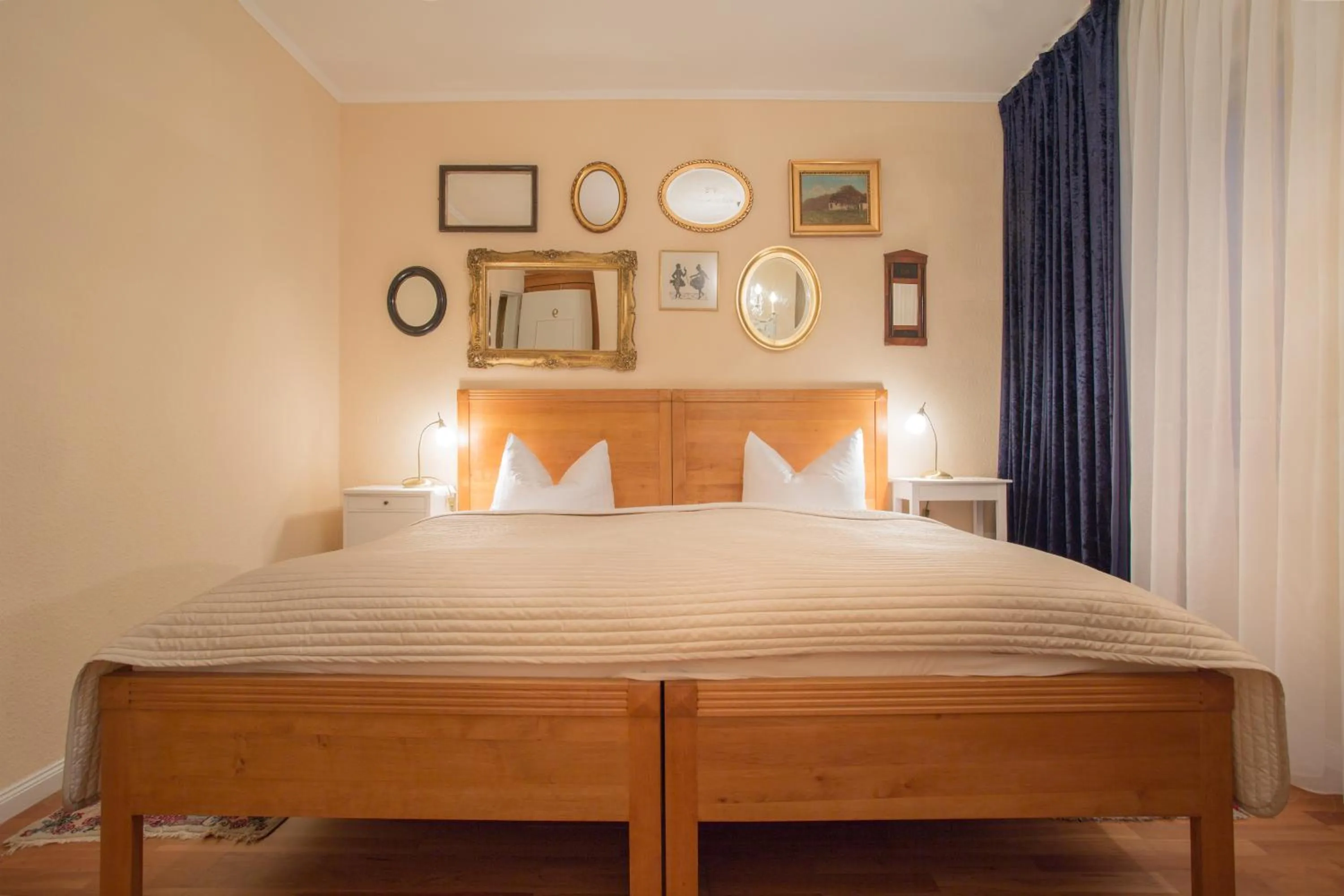 Bed in Das Literaturhotel Berlin