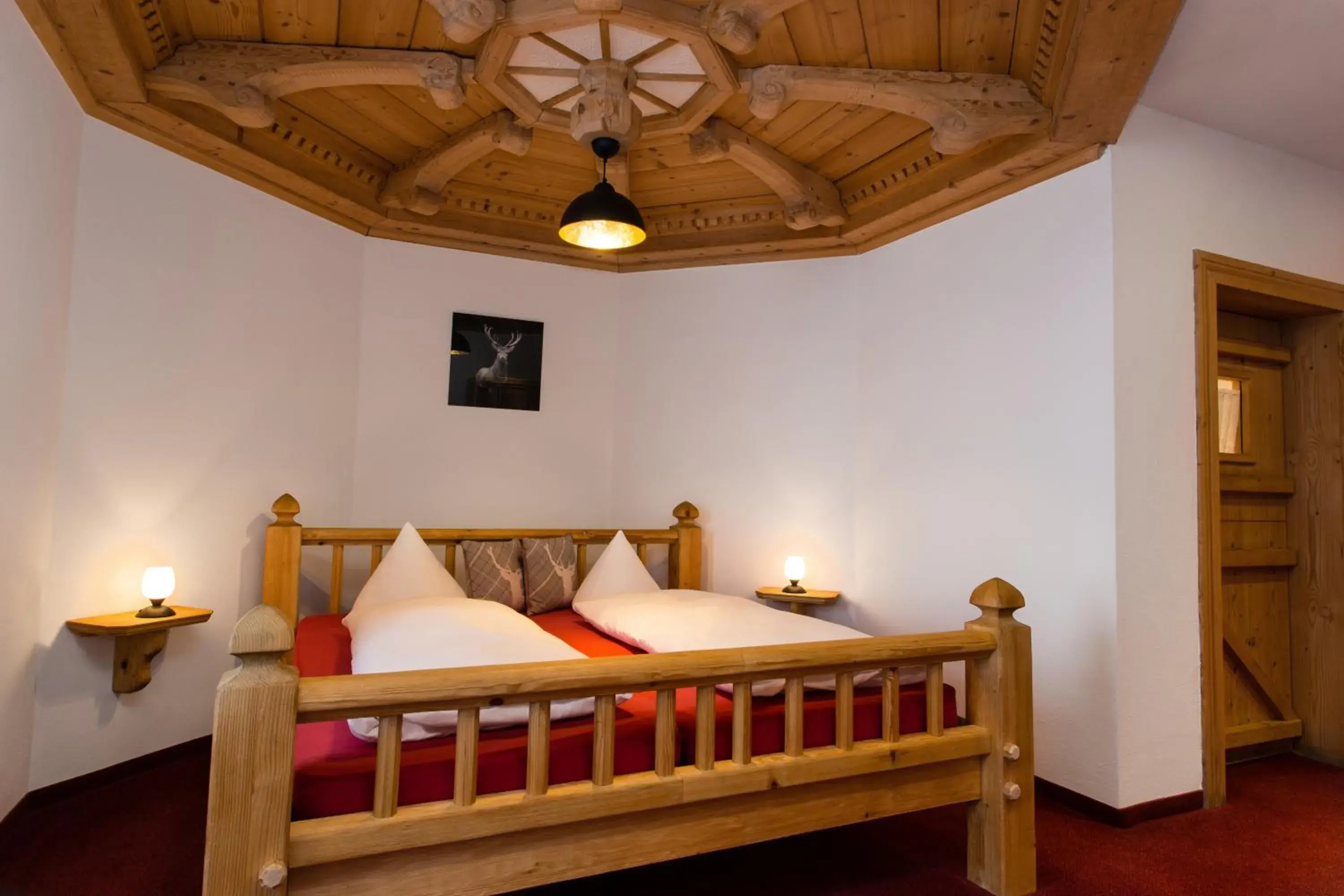 Quadruple Room with Private Bathroom in Gasthof zum Hirsch Quadruple Room with Private Bathroom in Gasthof zum Hirsch