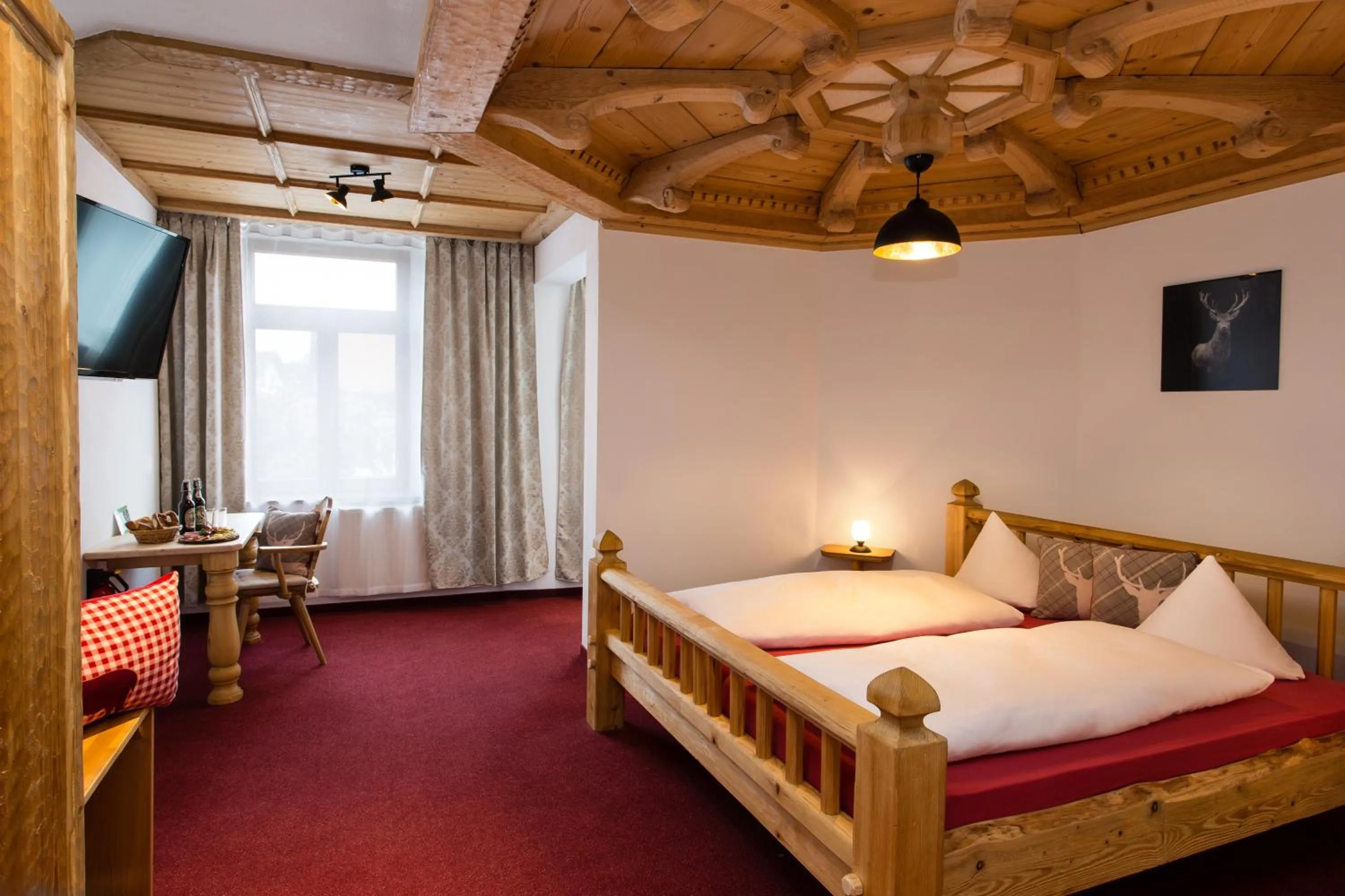 Bedroom, Bed in Gasthof zum Hirsch