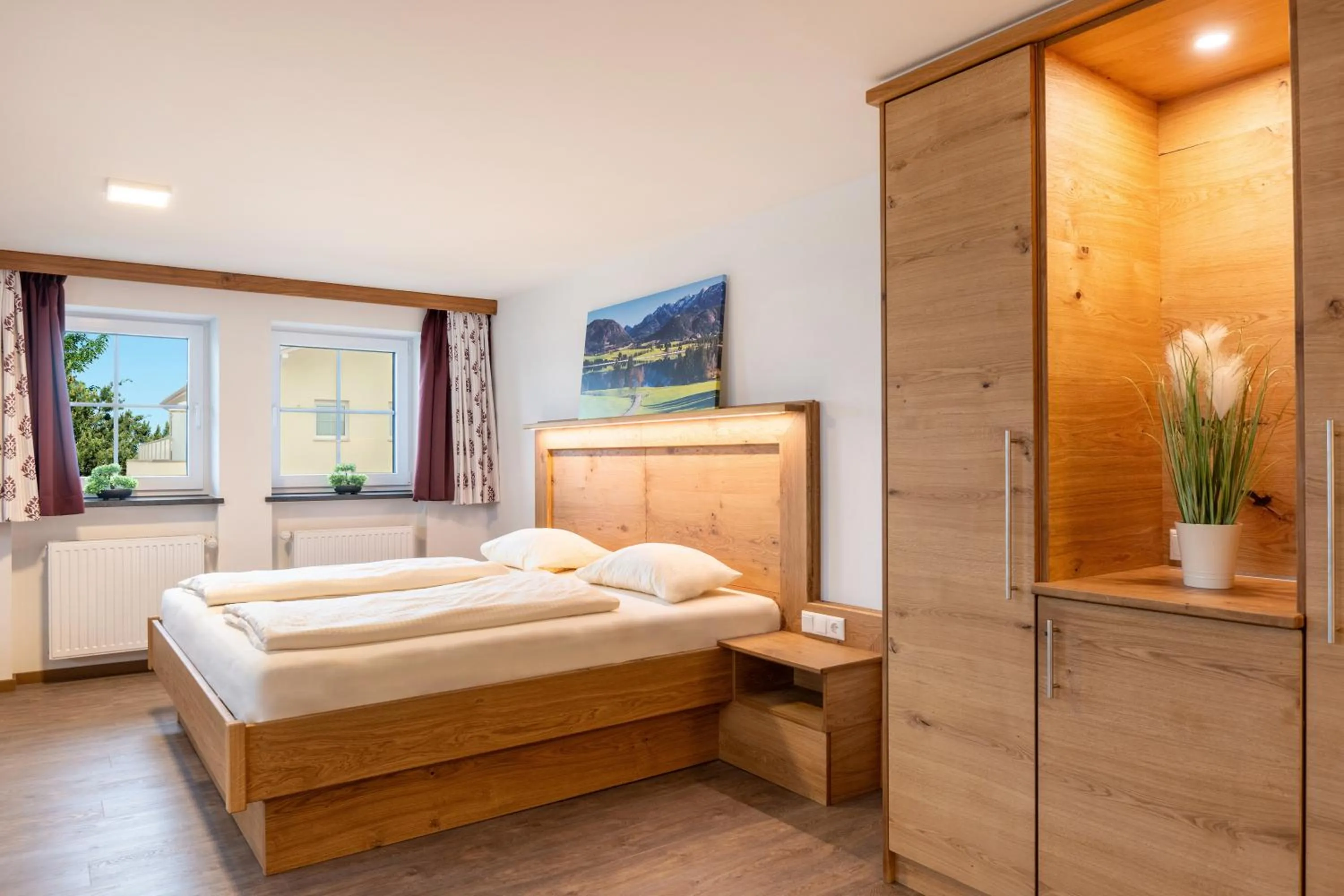Photo of the whole room, Bed in Landhotel Schwarzenbach - Wellness & Spa