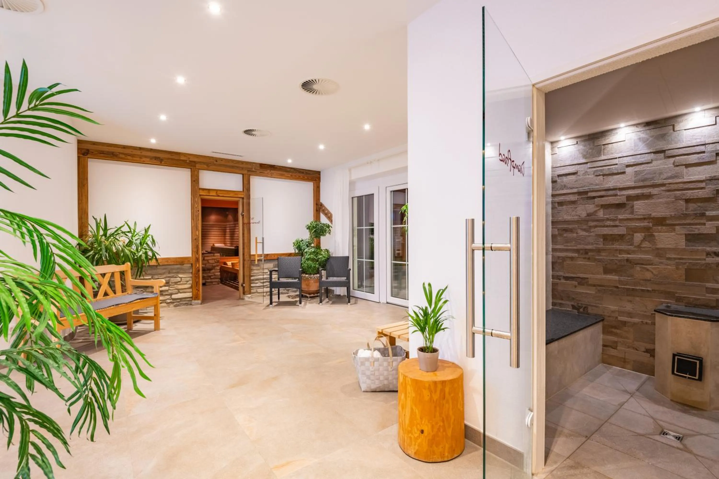 Spa and wellness centre/facilities in Landhotel Schwarzenbach - Wellness & Spa