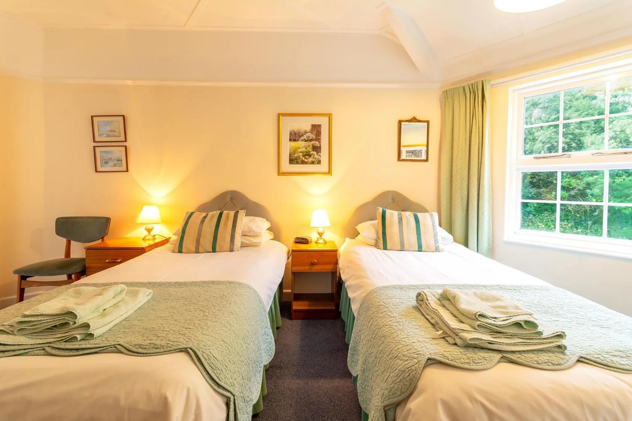 Bed in Blue Bell Inn