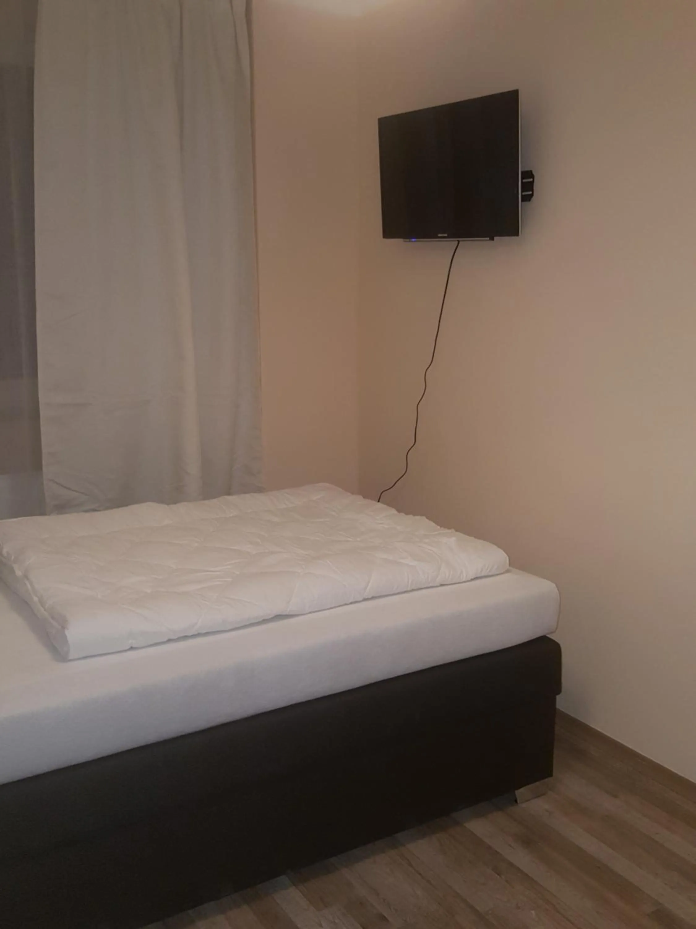 Decorative detail, Bed in Hotel-Residenz Oberurseler Hof