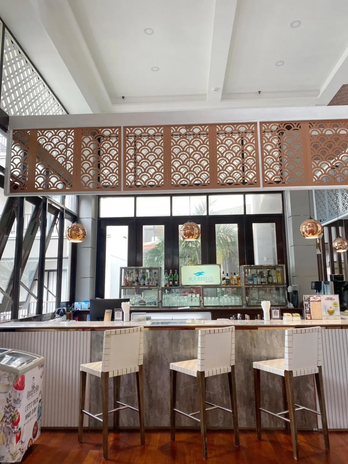 Restaurant/places to eat in Garden Cliff Resort And Spa