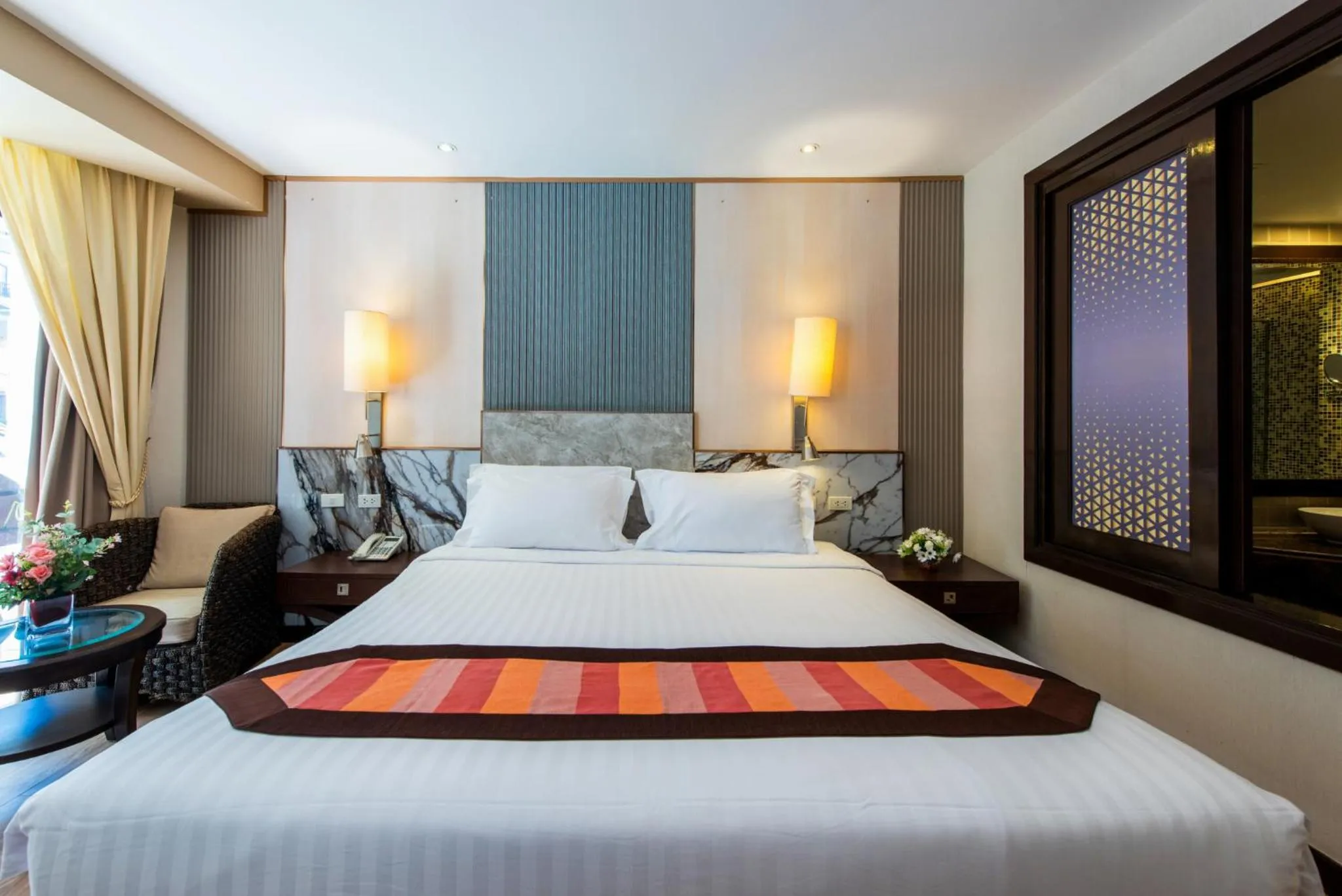 Bedroom, Bed in Garden Cliff Resort And Spa