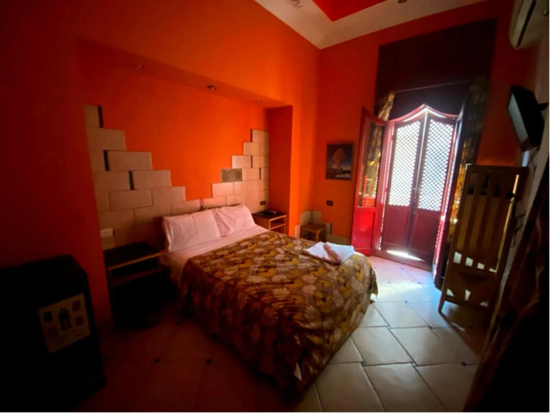 Bed in Golden Hotel Cairo