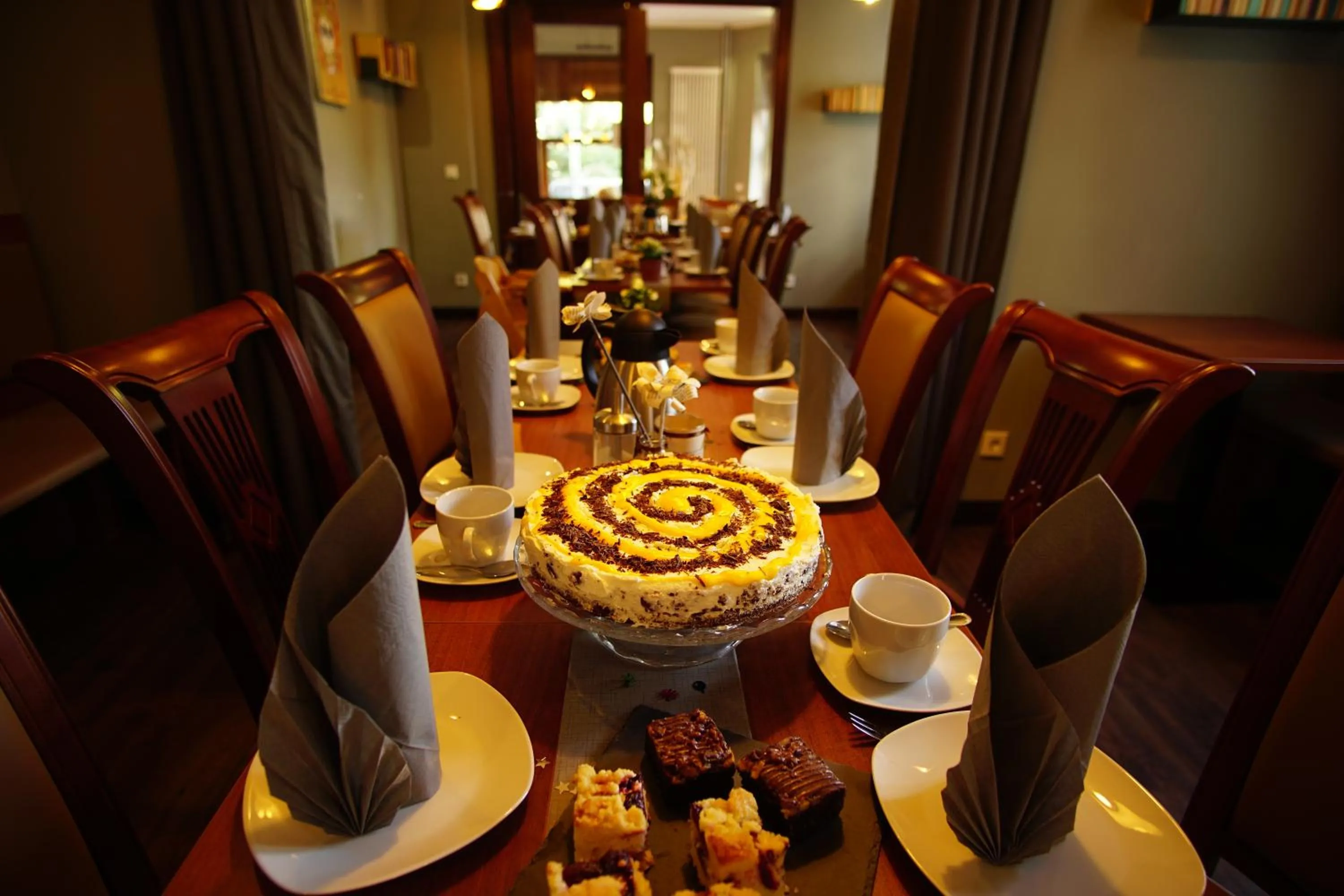 Restaurant/places to eat in Hotel Bett und Buch