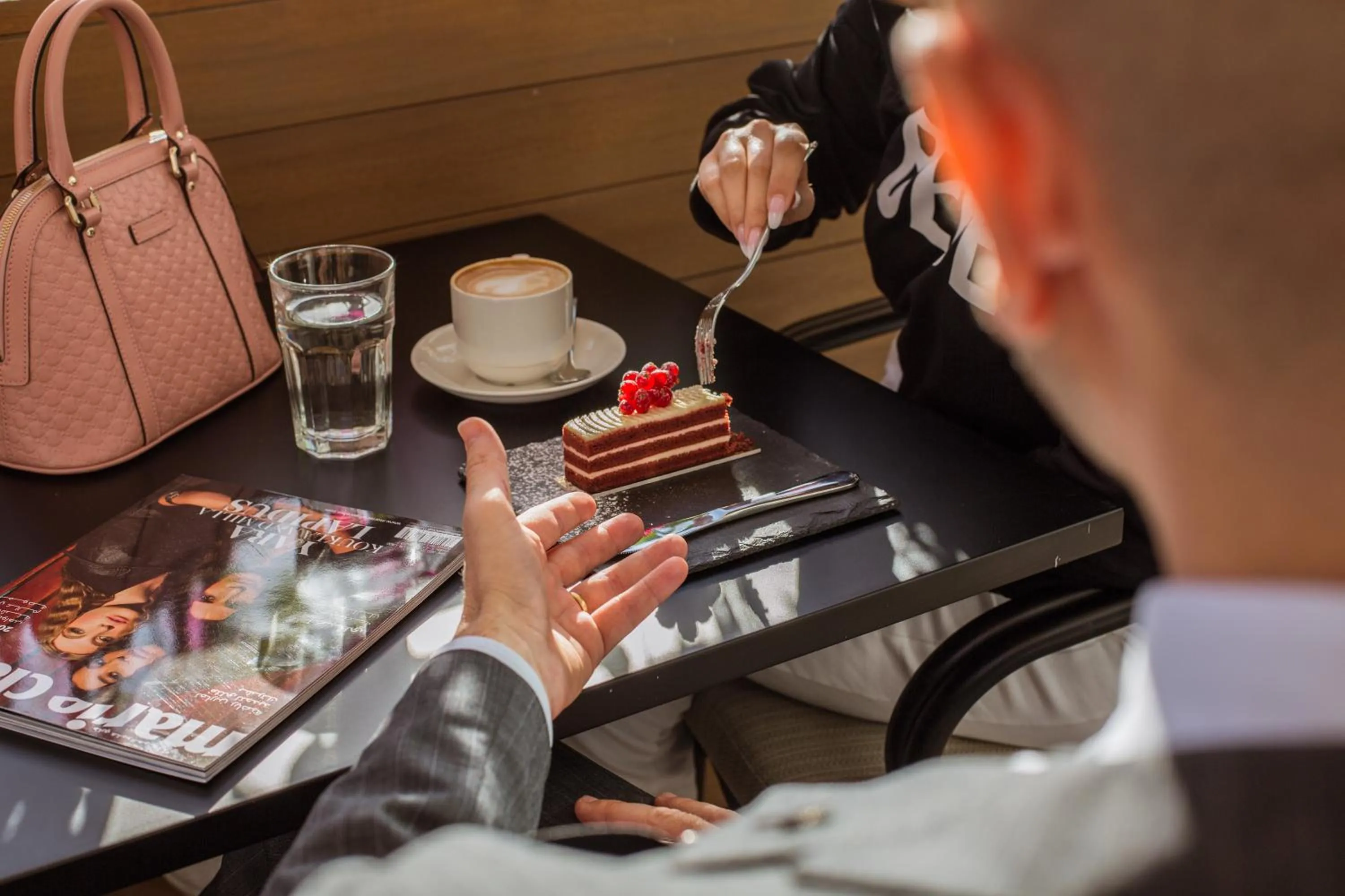 Restaurant/places to eat in Golden Sands Hotel & Residences