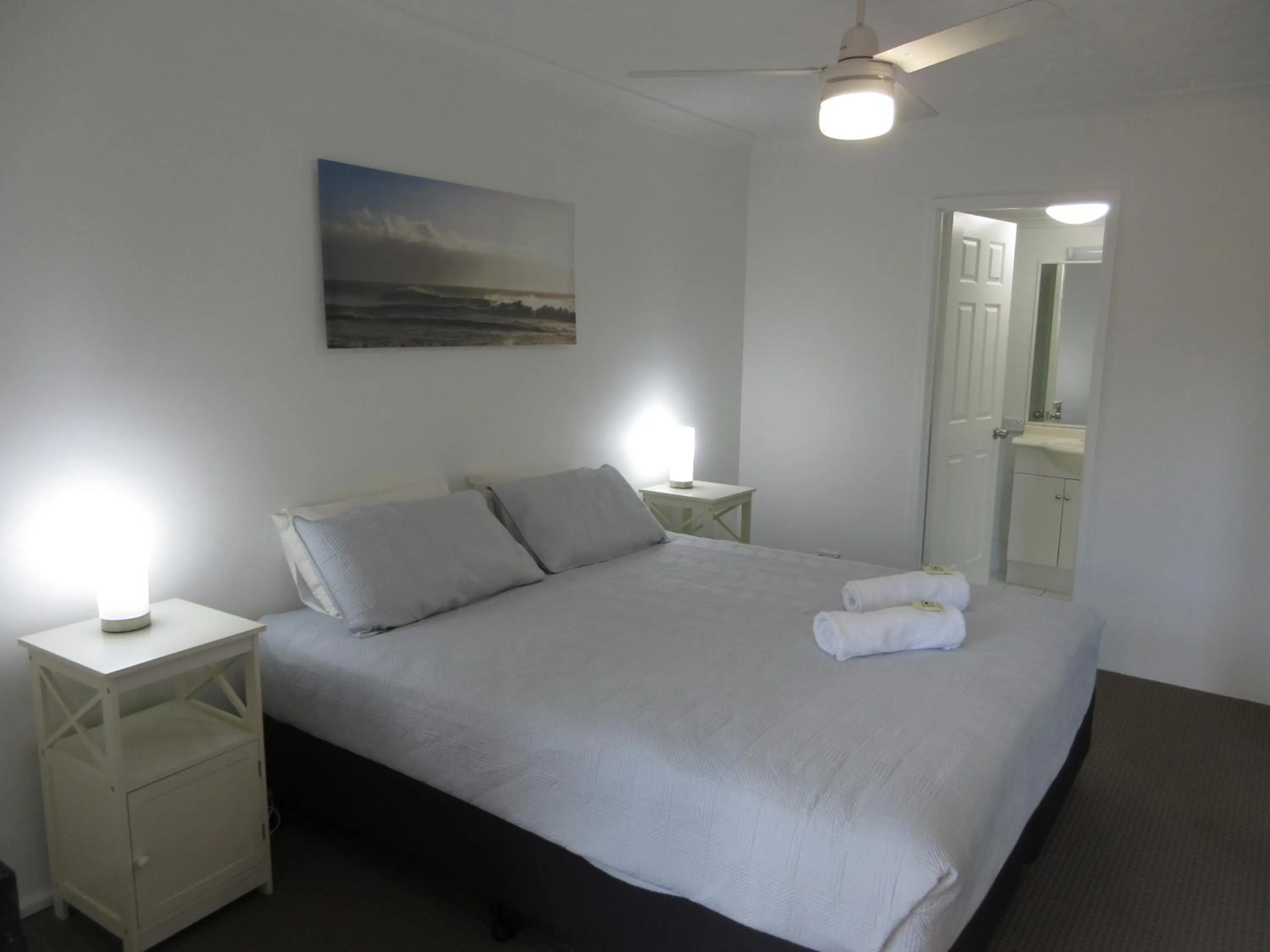 Bedroom, Bed in Pacific Place Apartments