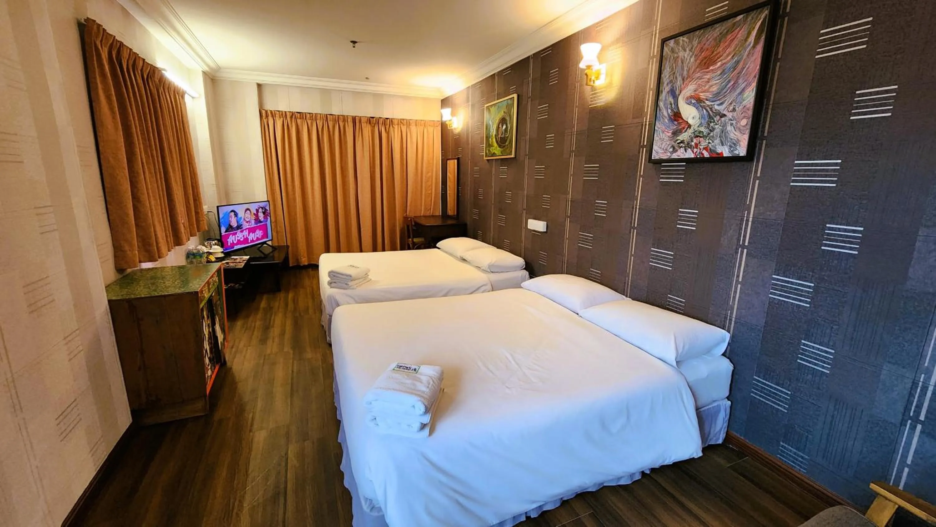 Bedroom, Bed in Fair Park Hotel