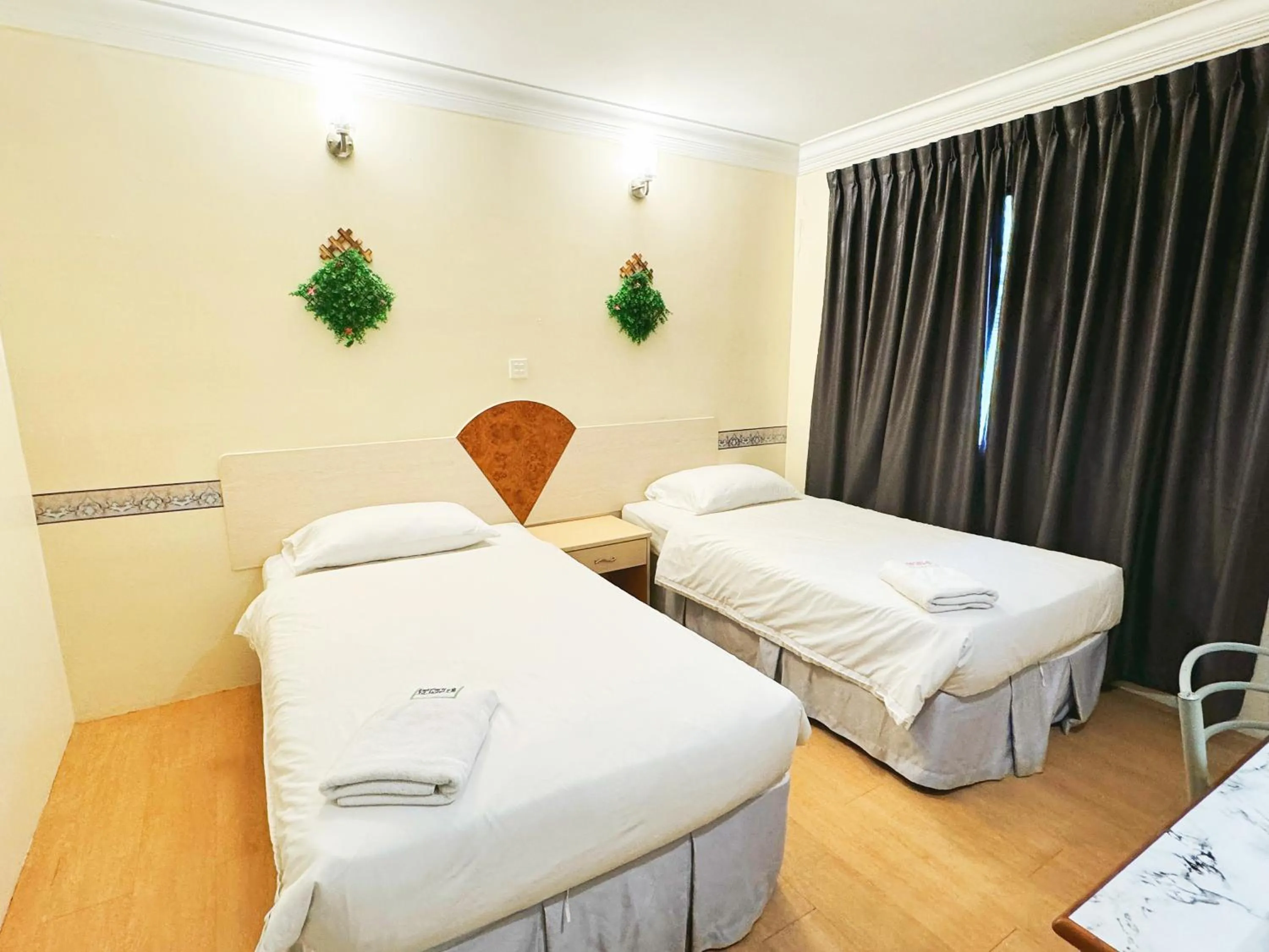 Bedroom, Bed in Fair Park Hotel