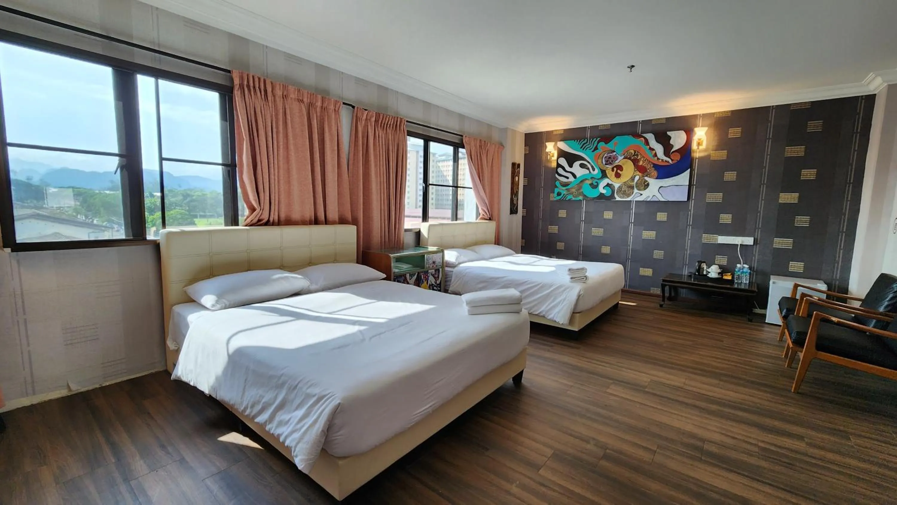 Photo of the whole room, Bed in Fair Park Hotel