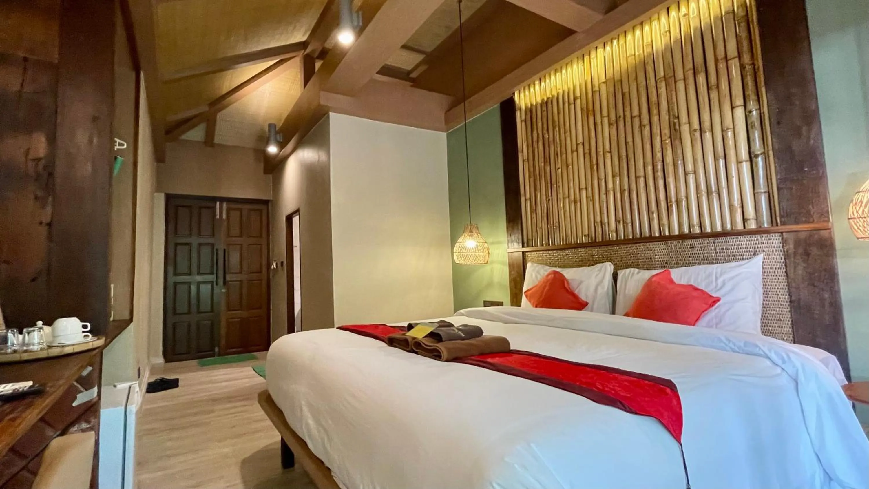 Bed in The Spa Koh Chang Resort