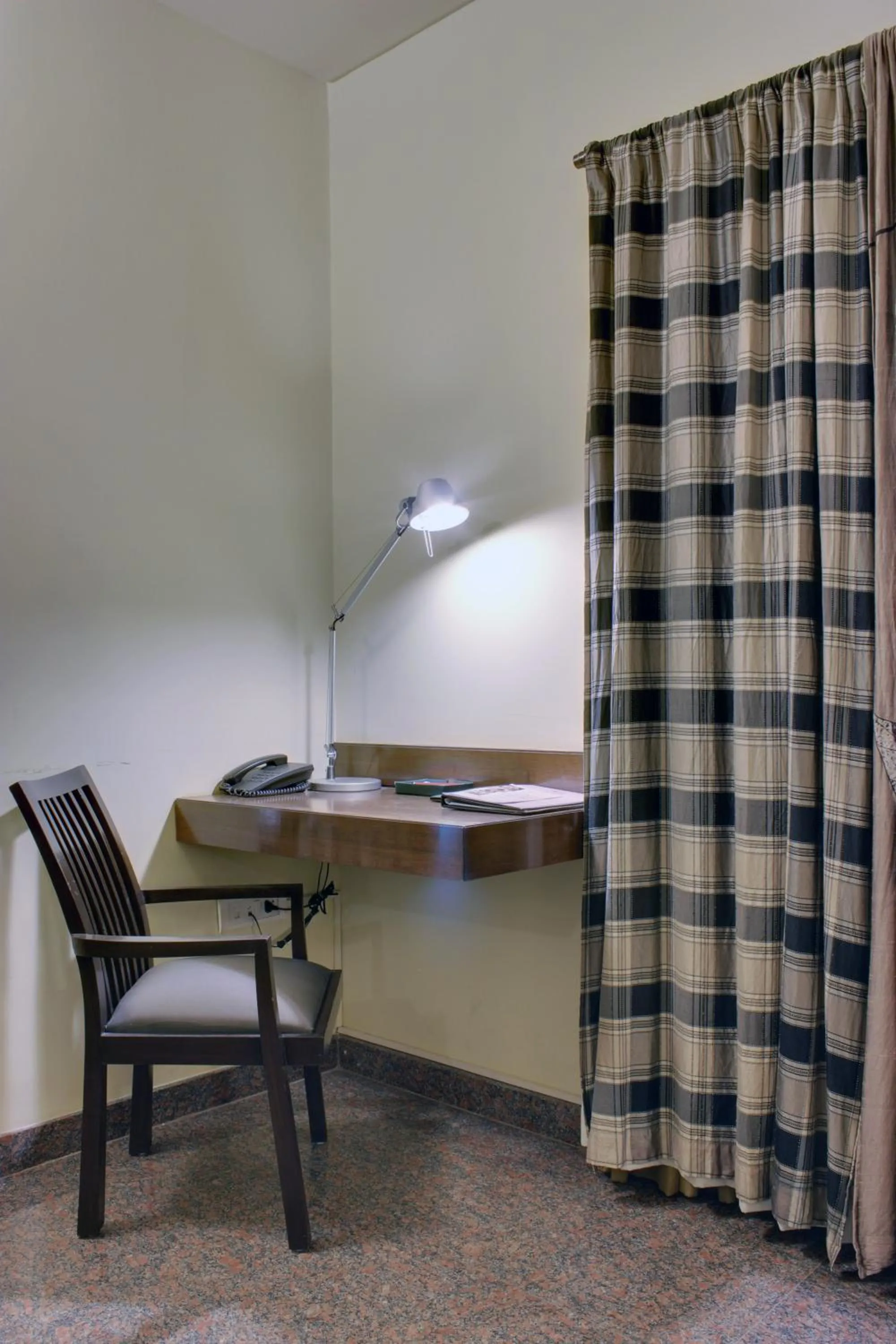 Area and facilities in juSTa Indiranagar