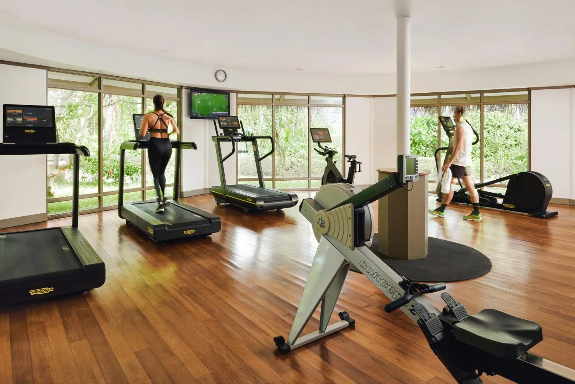 Activities in LUX* South Ari Atoll Resort & Villas