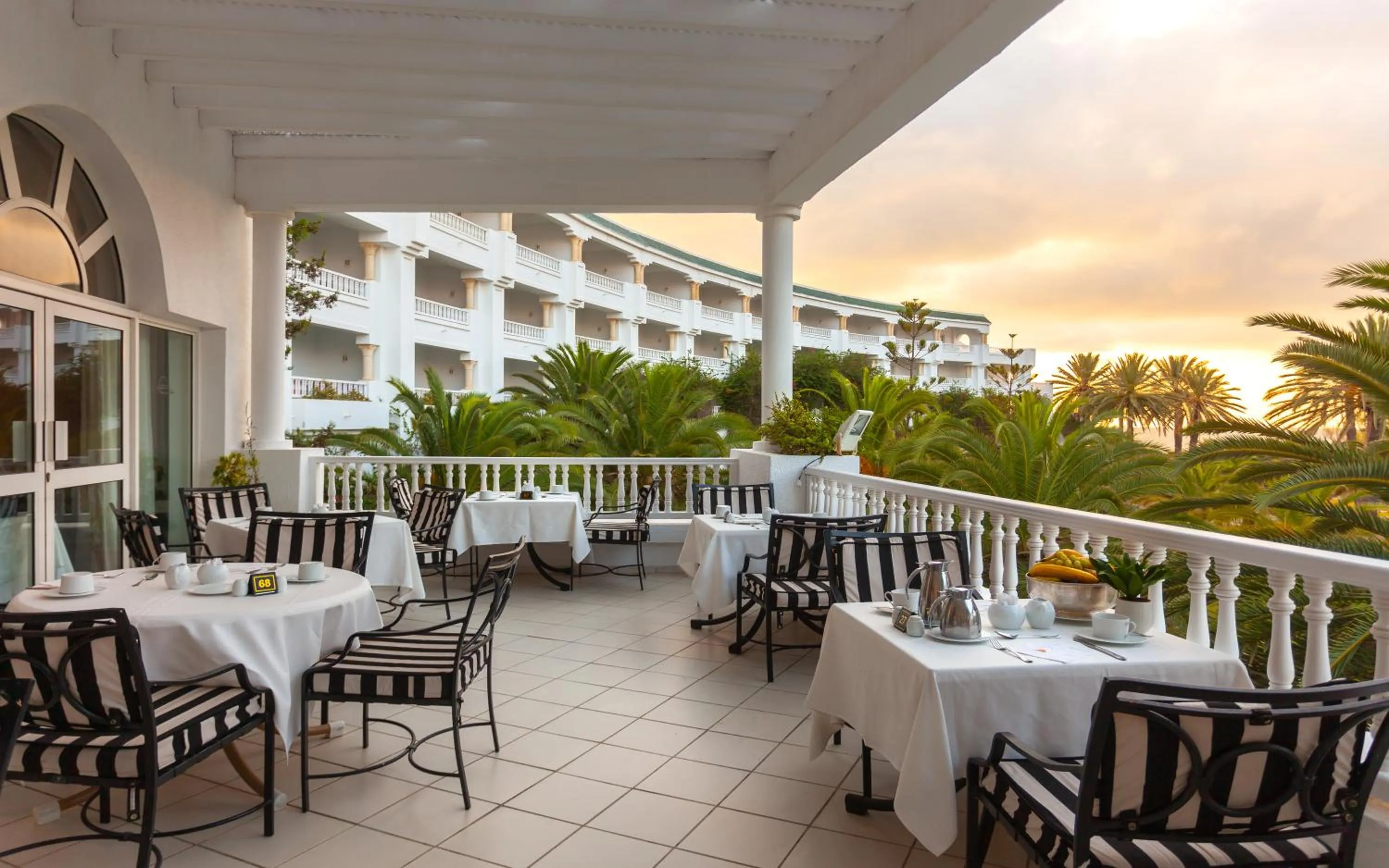 Restaurant/places to eat in OCEANA Hotel & Spa