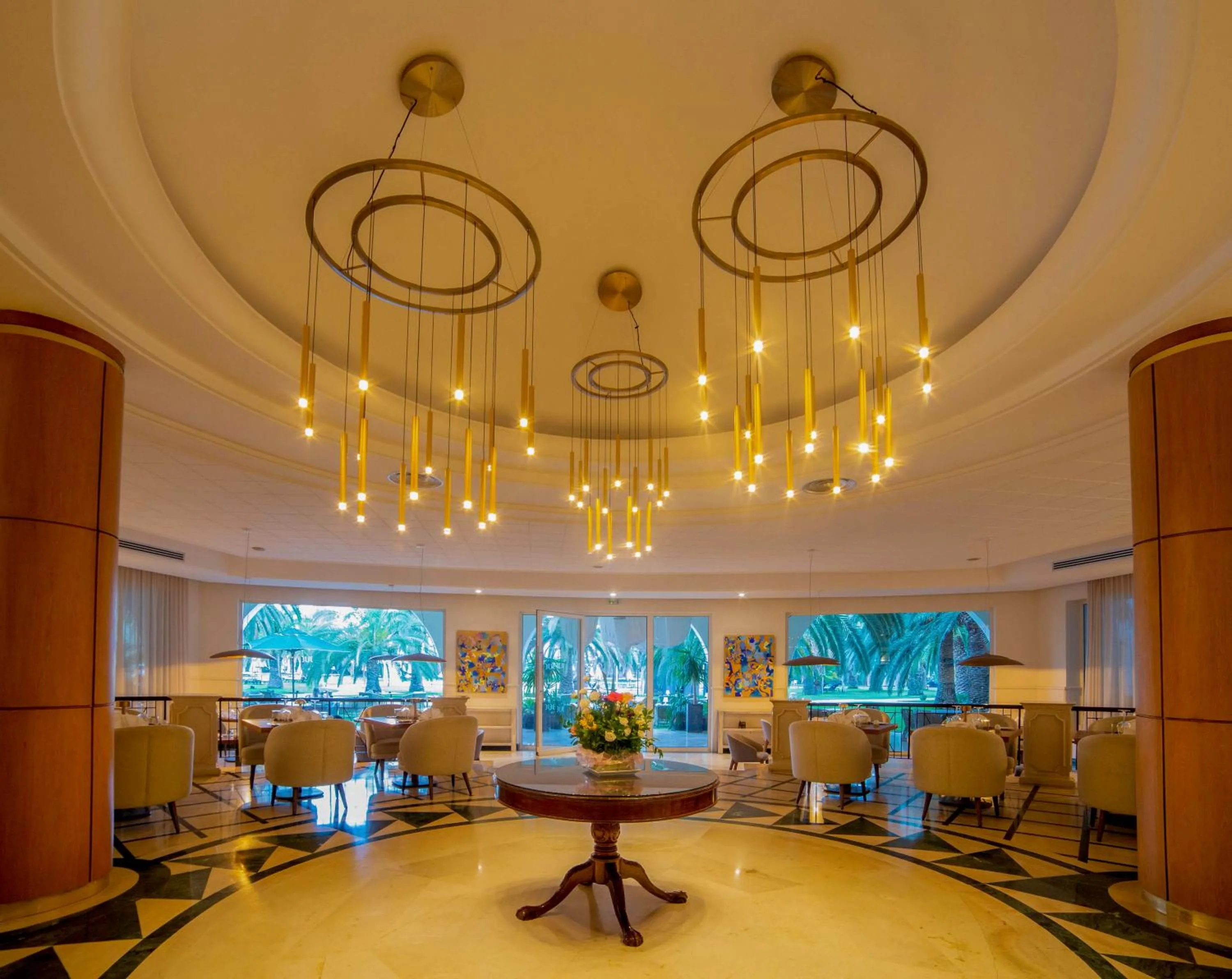 Restaurant/places to eat in OCEANA Hotel & Spa