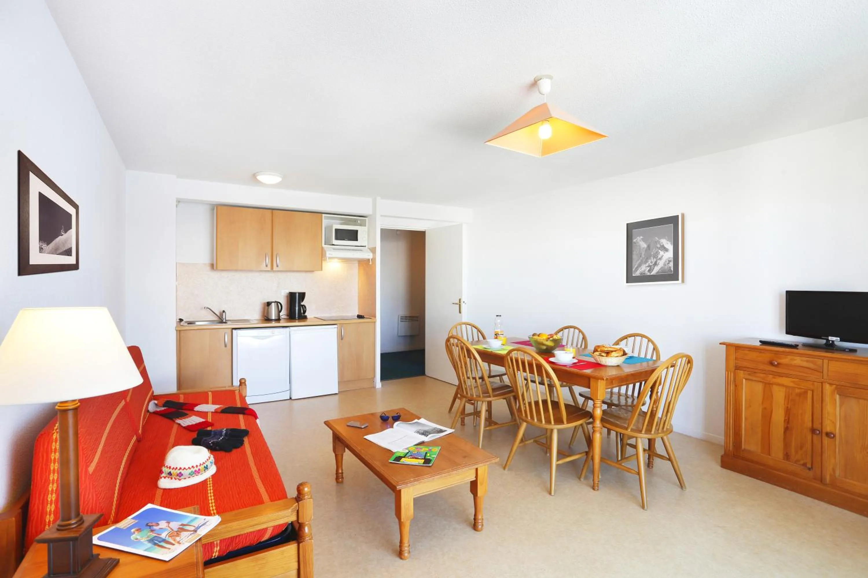 Kitchen or kitchenette in Résidence Goélia Royal Peyragudes