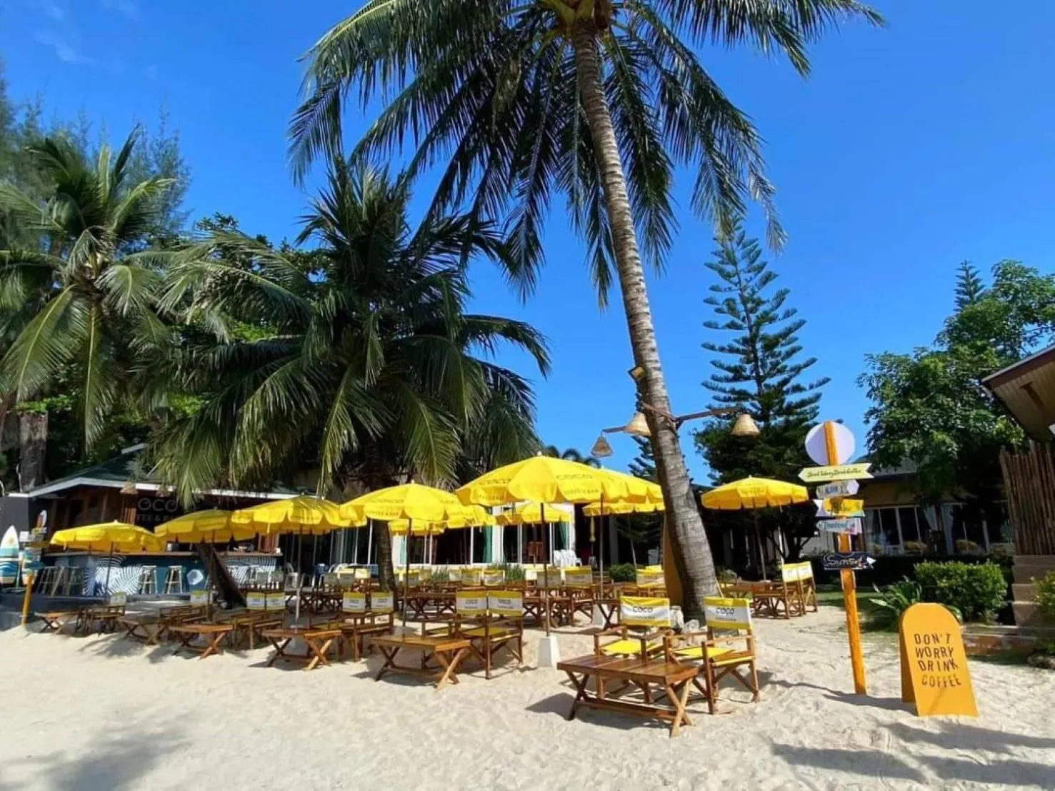 Restaurant/places to eat in Coconut Beach Resort, Koh Chang