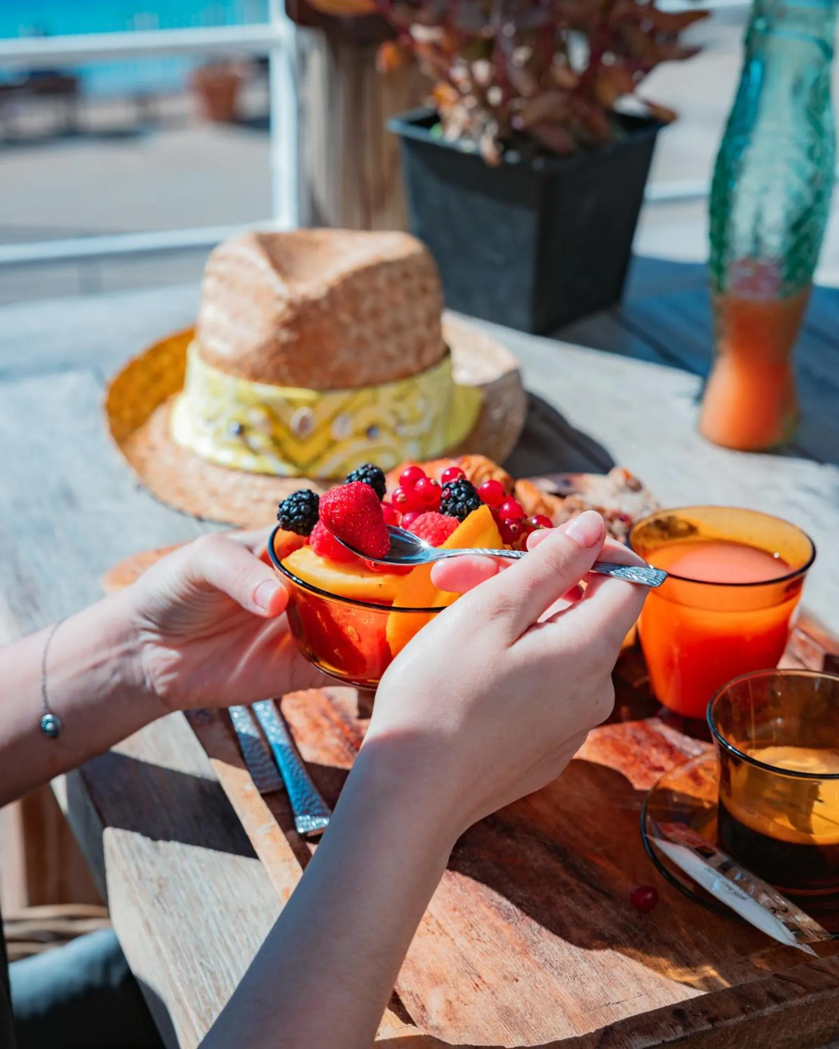 Hotel de La Plage - Mahogany