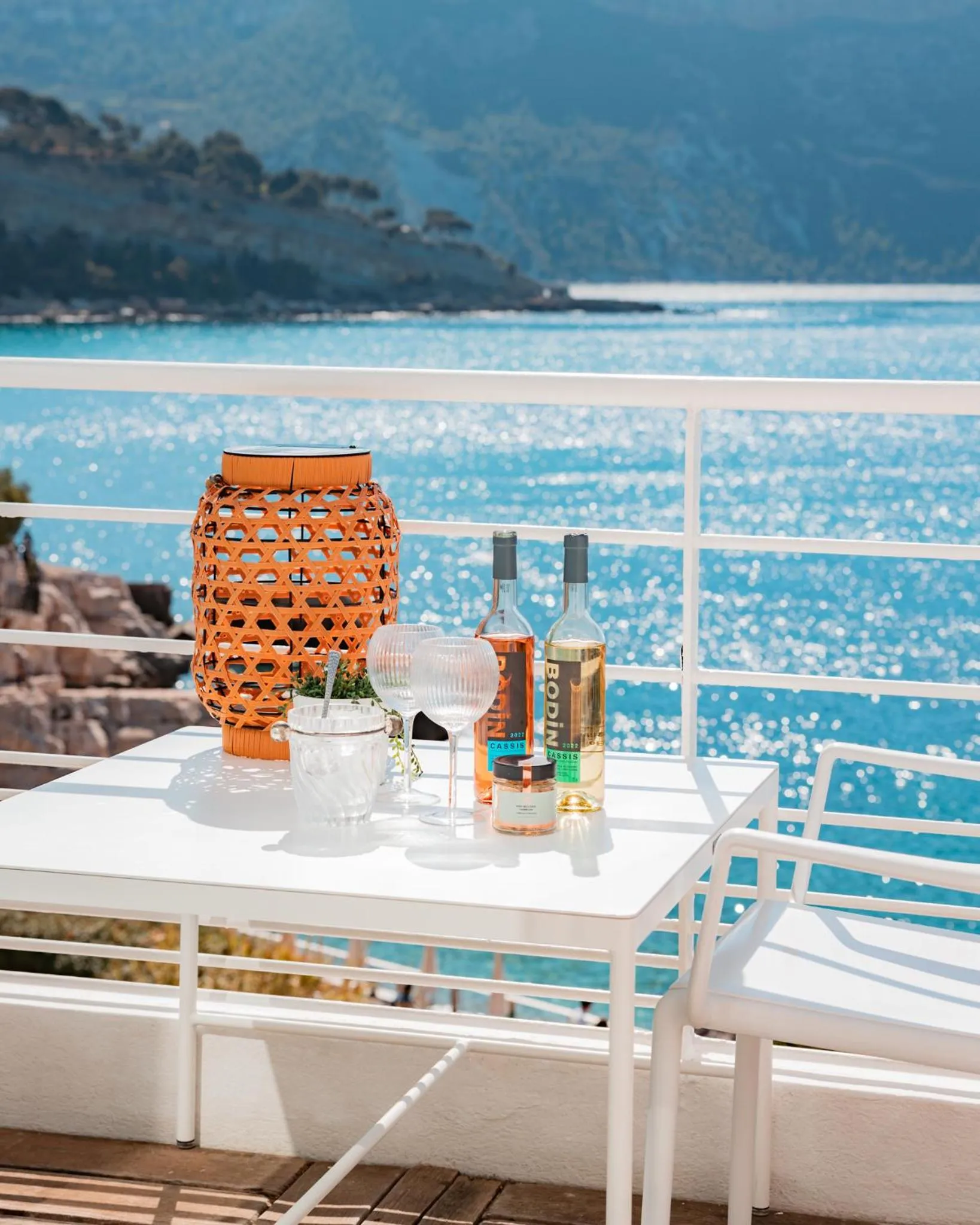 Hotel de La Plage - Mahogany