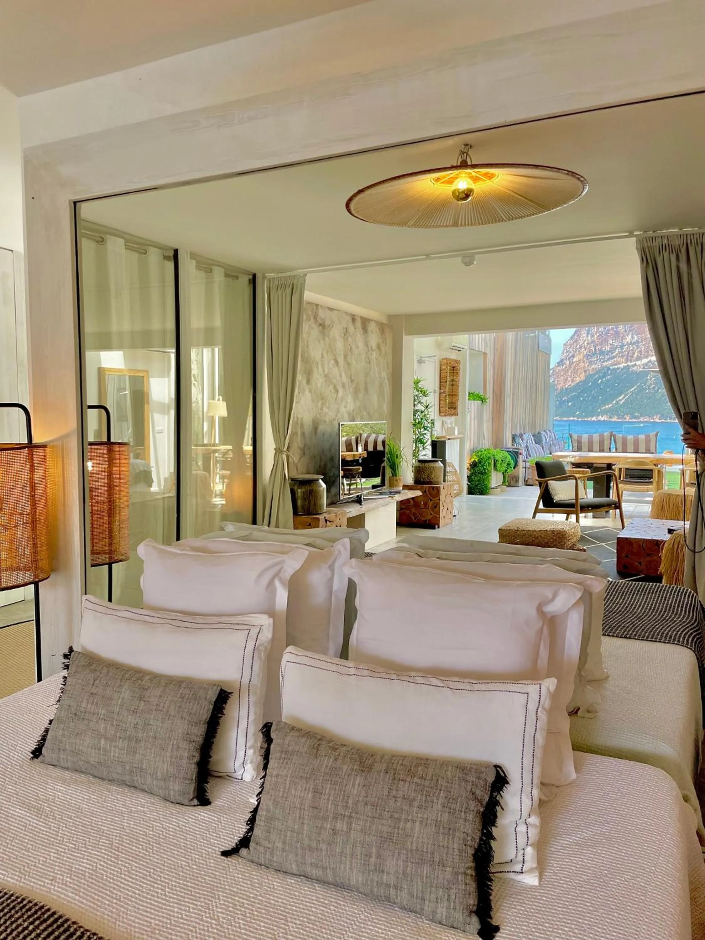 Hotel de La Plage - Mahogany