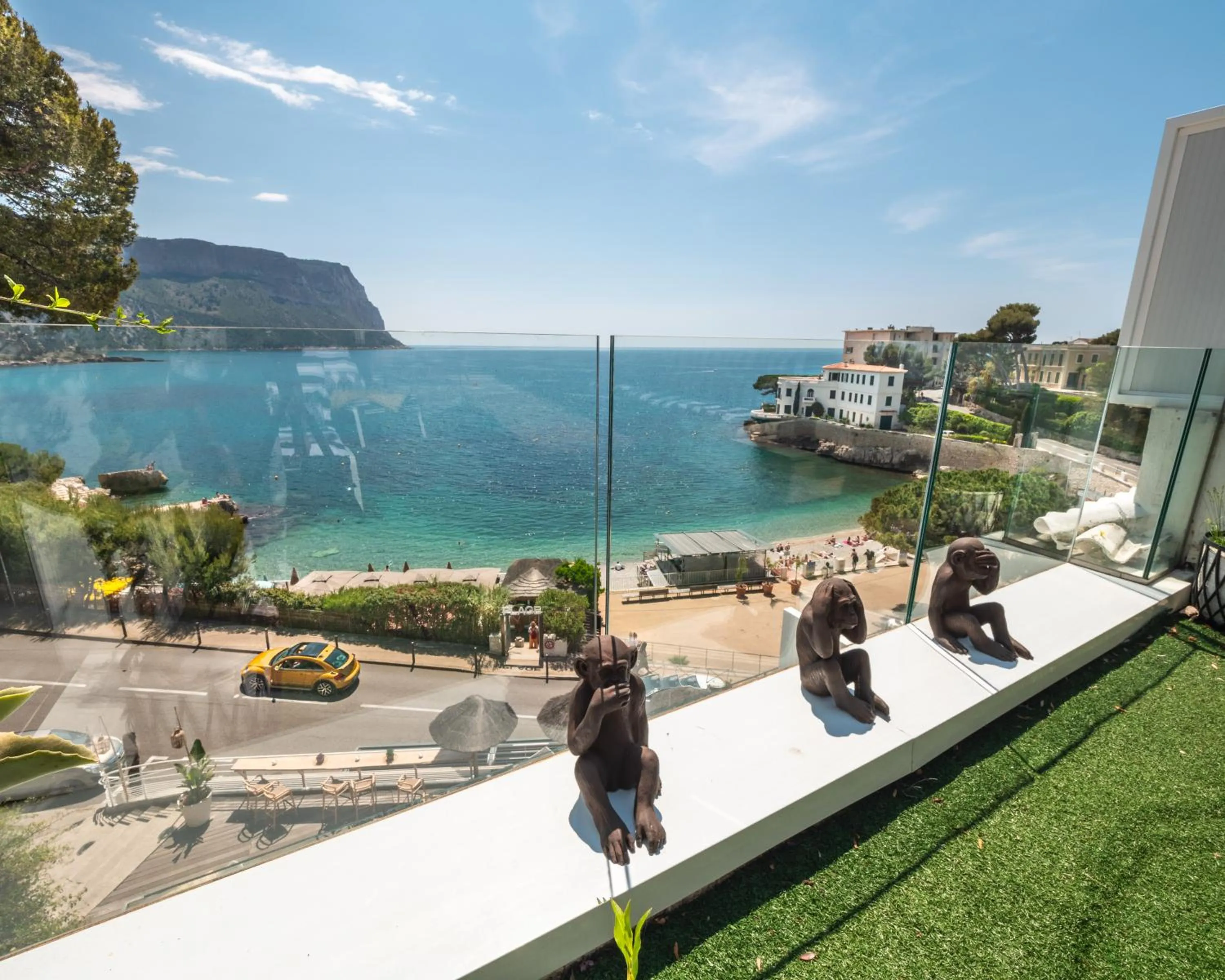 Sea view in Hotel de La Plage - Mahogany