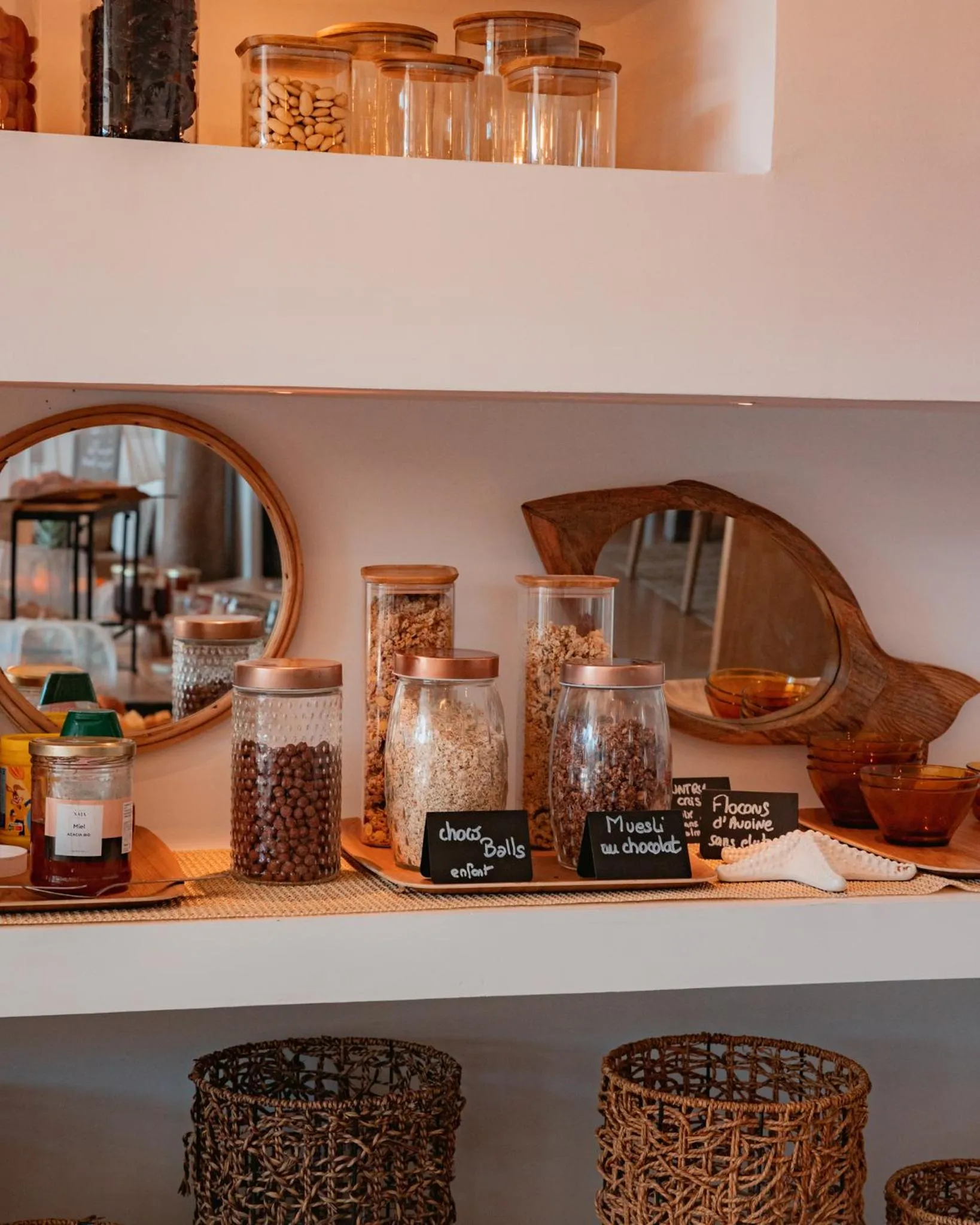 Hotel de La Plage - Mahogany