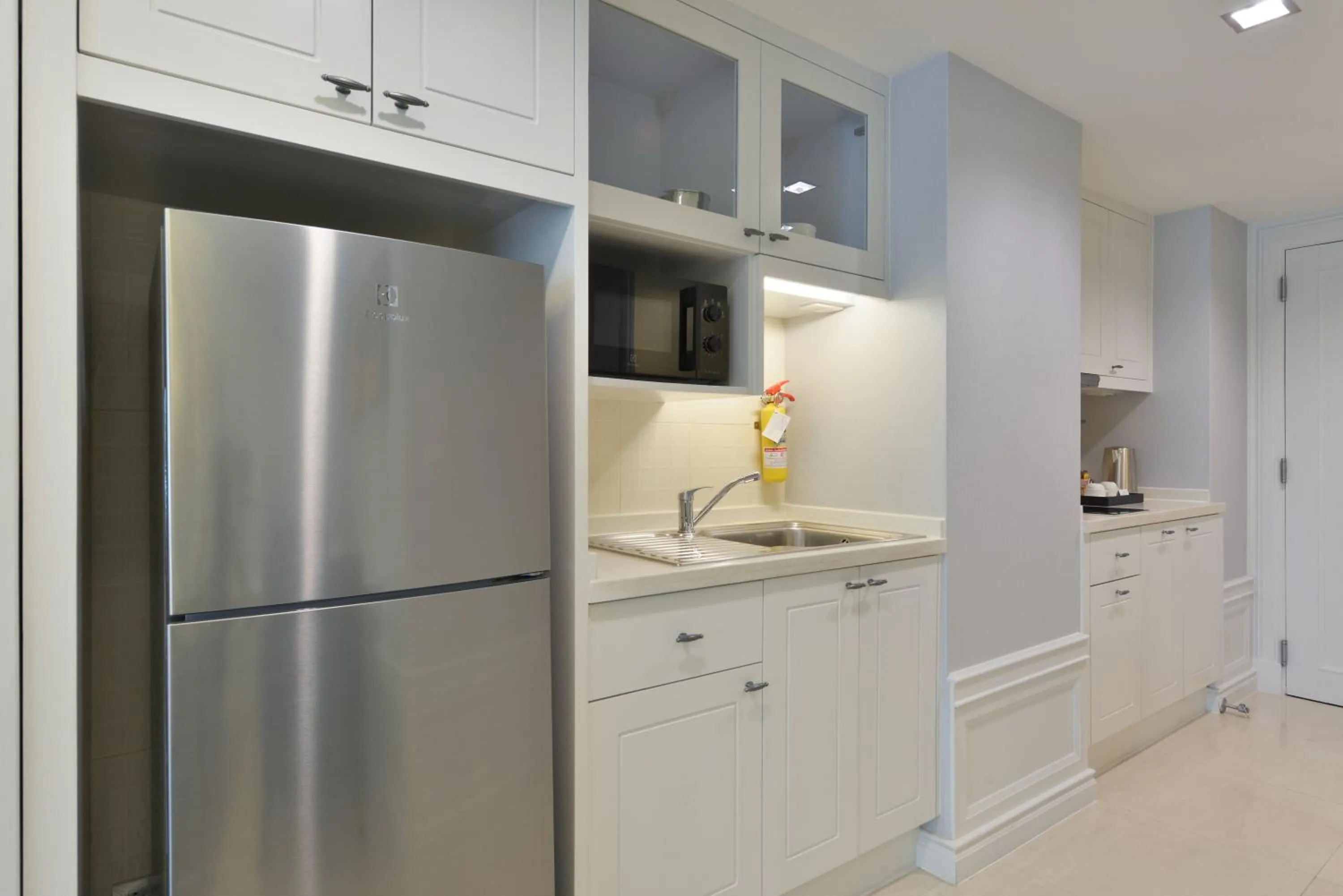 Kitchen or kitchenette in Centre Point Sukhumvit Thong-Lo