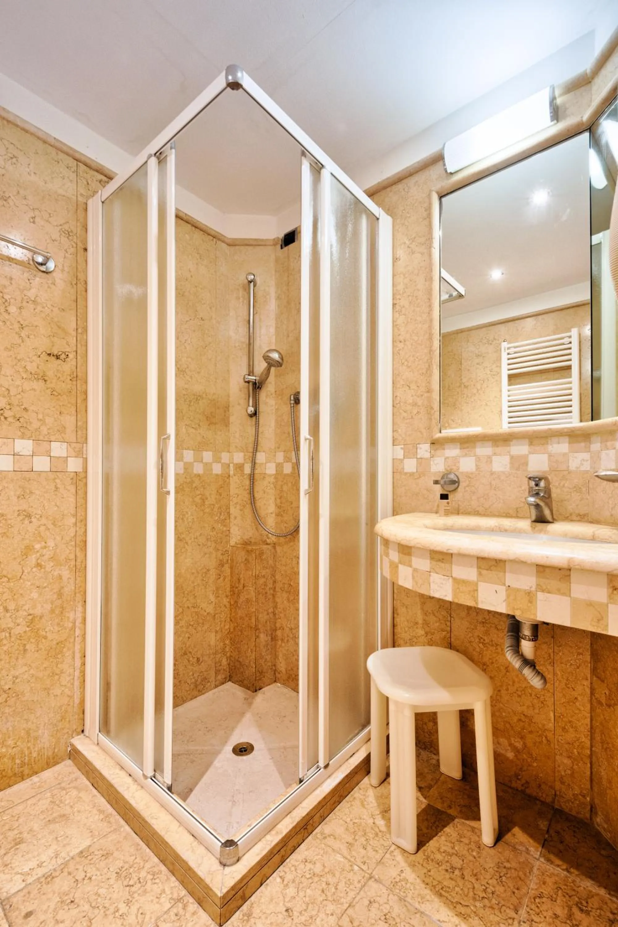 Bathroom in Hotel Vecellio Venice on the Lagoon