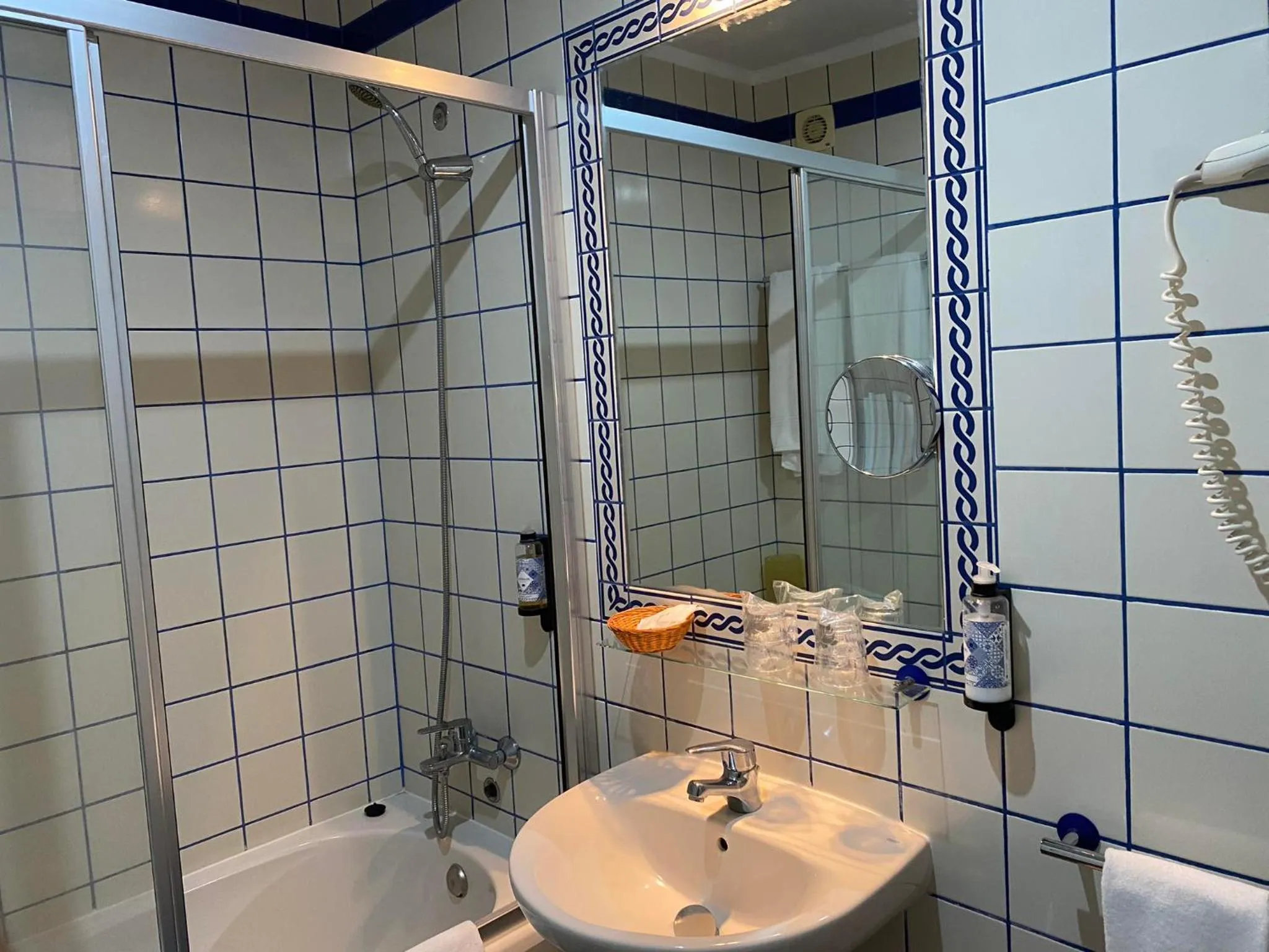 Toilet in Apartamentos Turisticos Verdemar