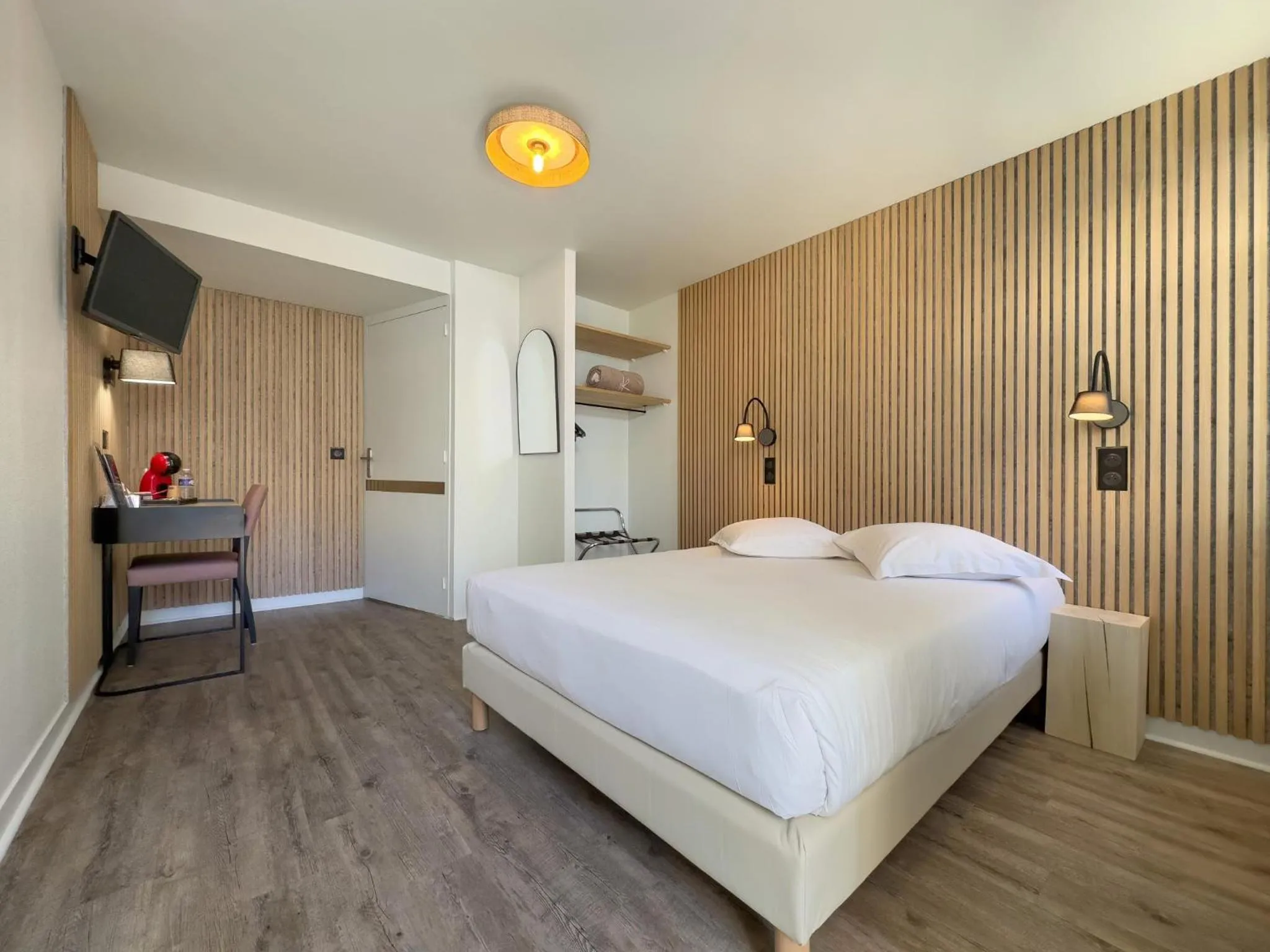 Bed in Hotel De La Gare