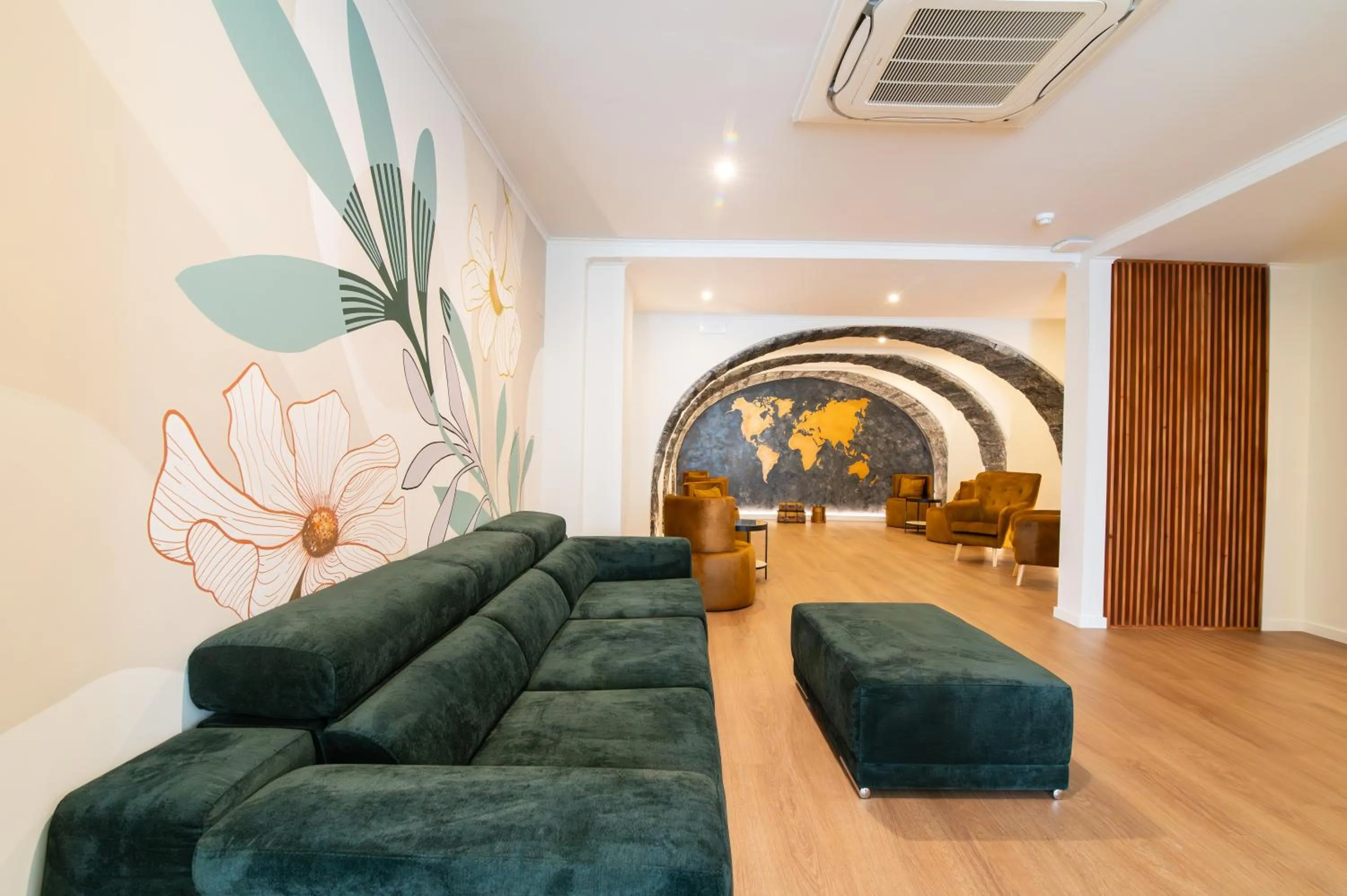 The Azoriani Boutique, Ascend Hotel Collection