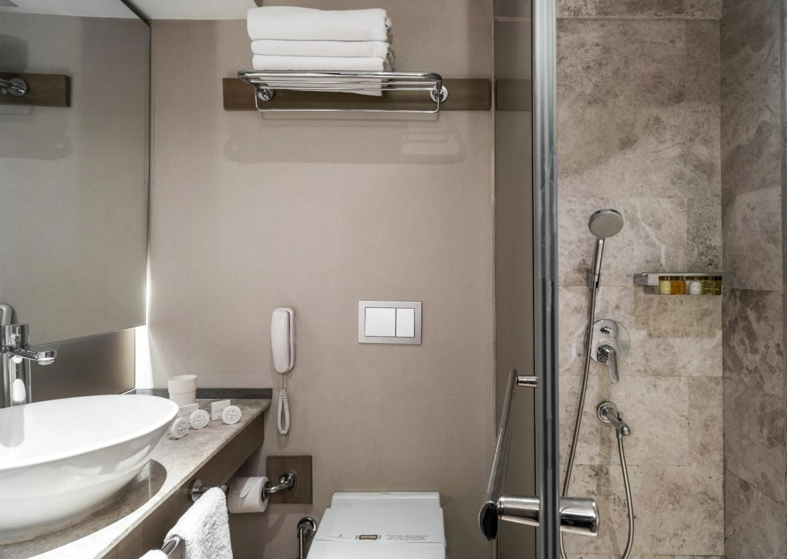 Shower in AHC Grand Bazaar Hotel