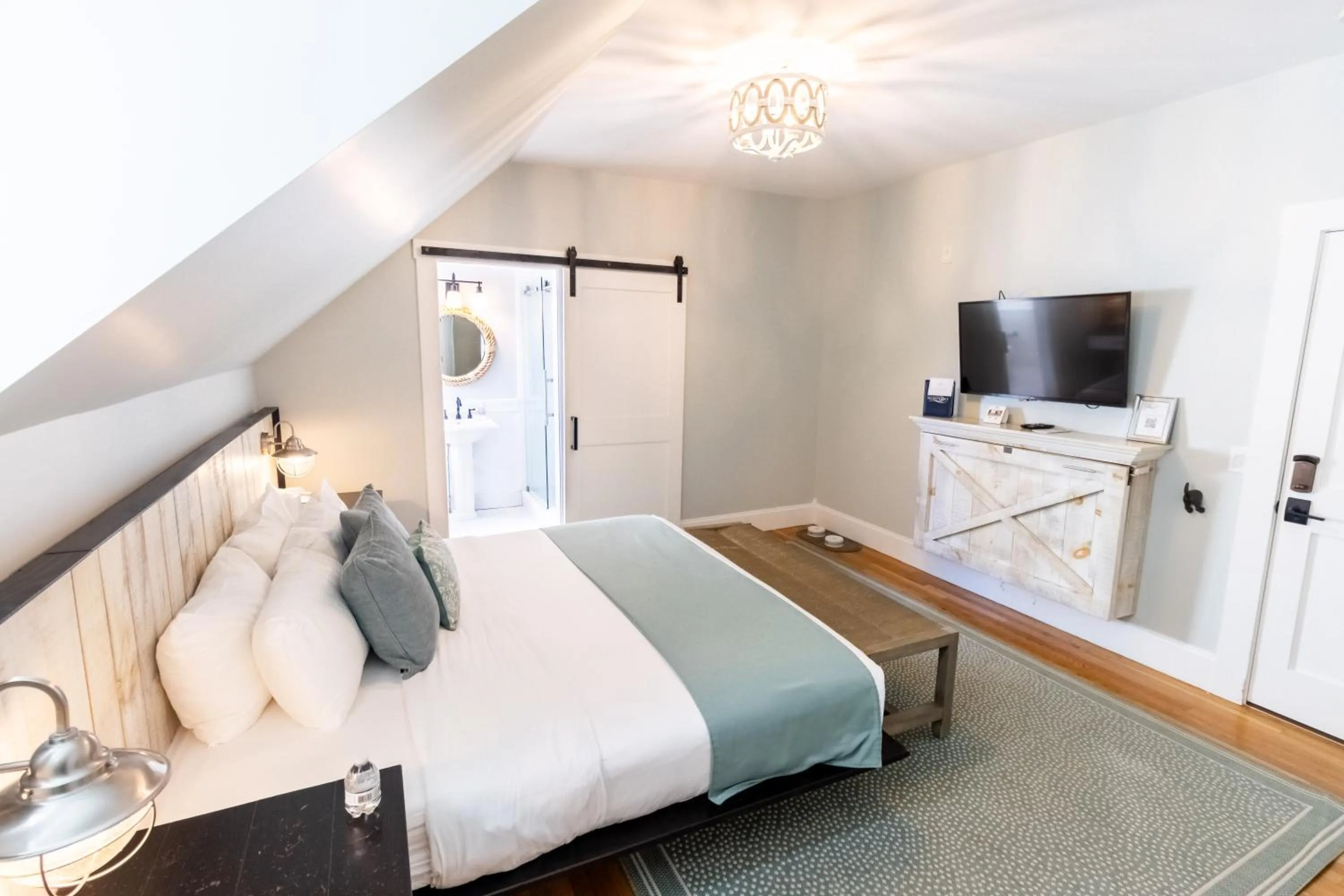 Bed in Paws on Pelham