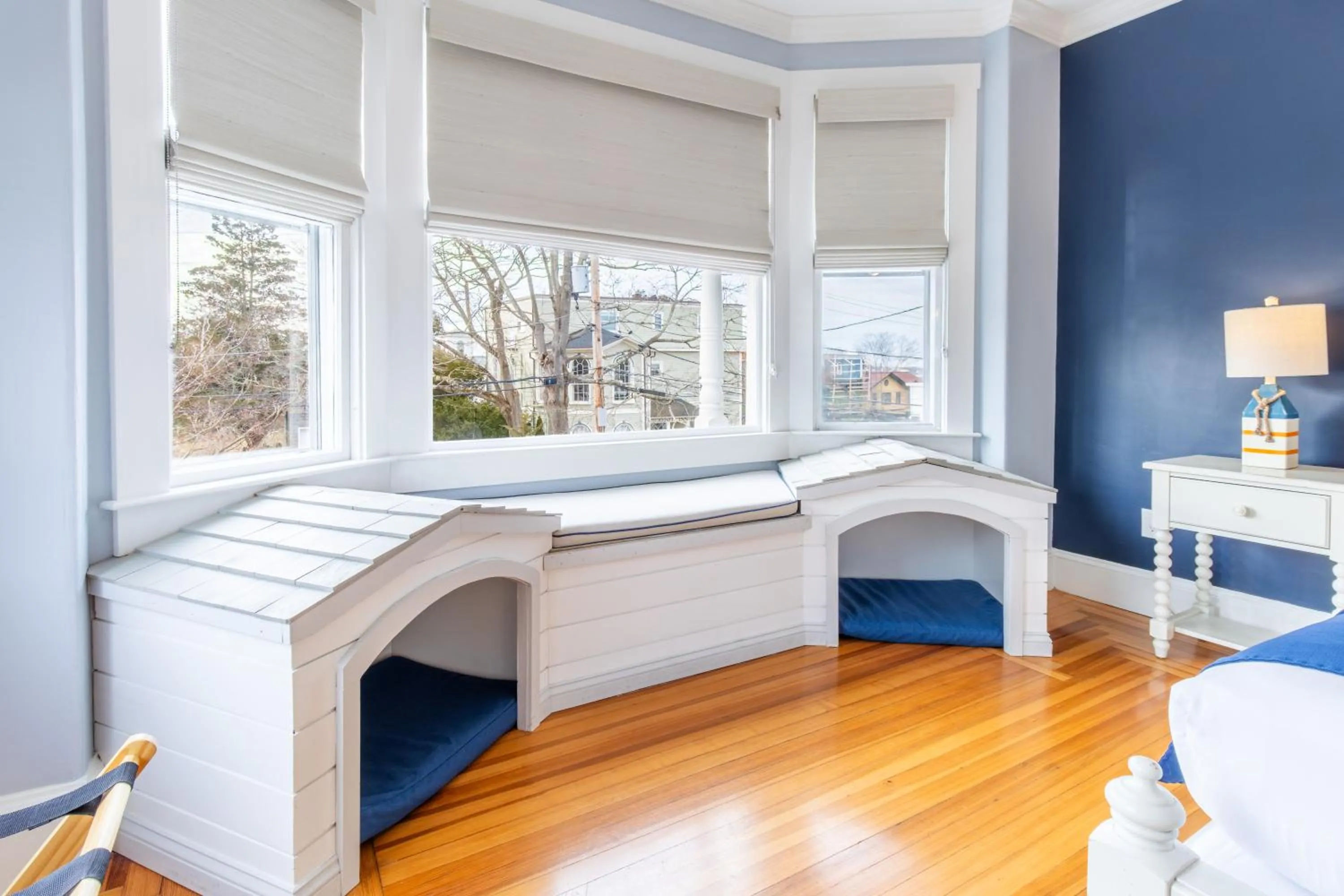 Bed in Paws on Pelham