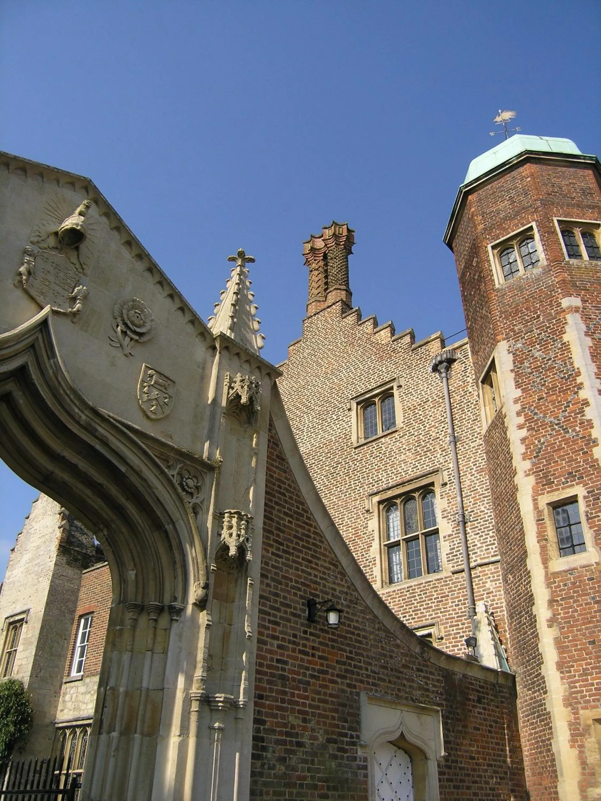 Area and facilities in Madingley Hall