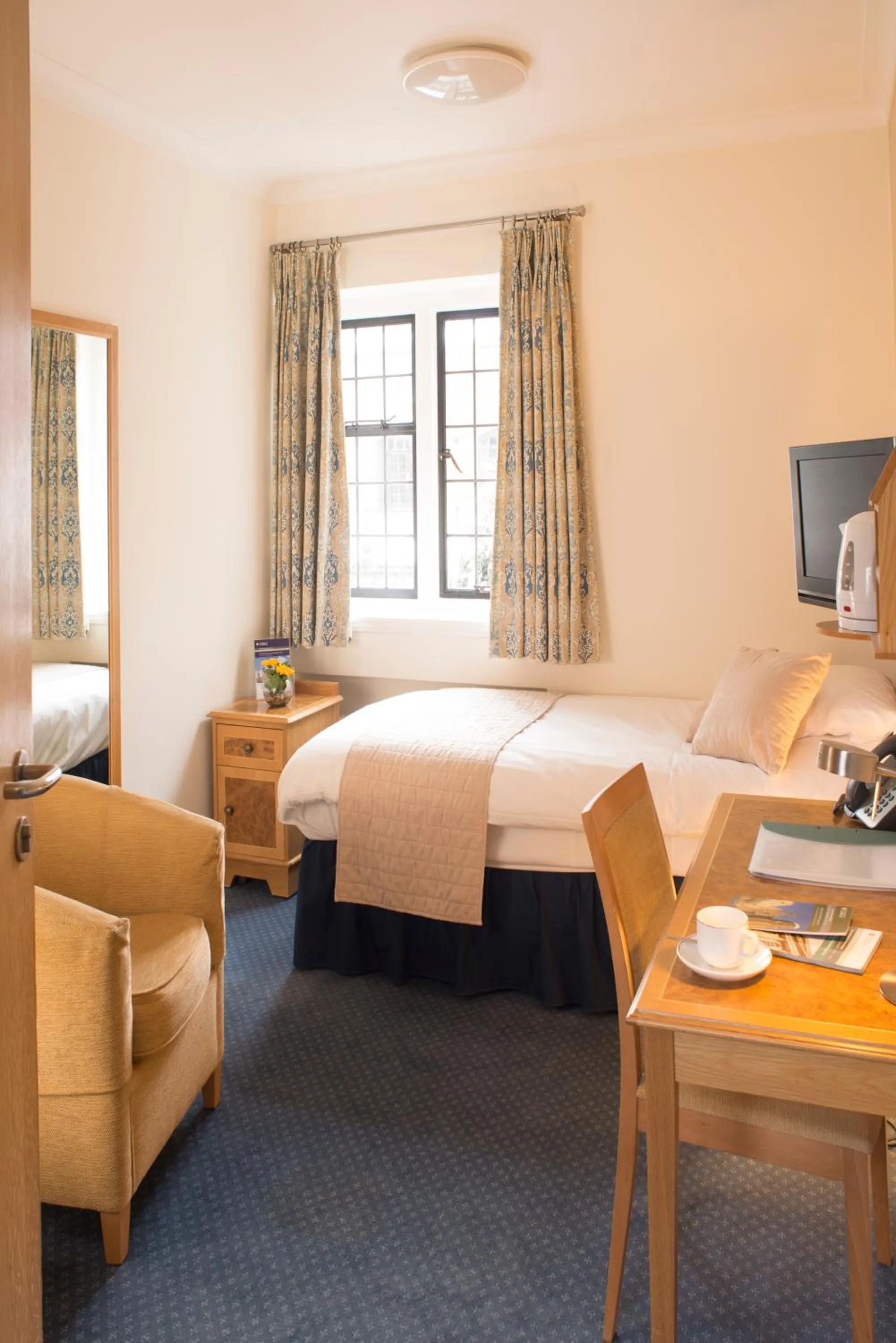 Bed in Madingley Hall