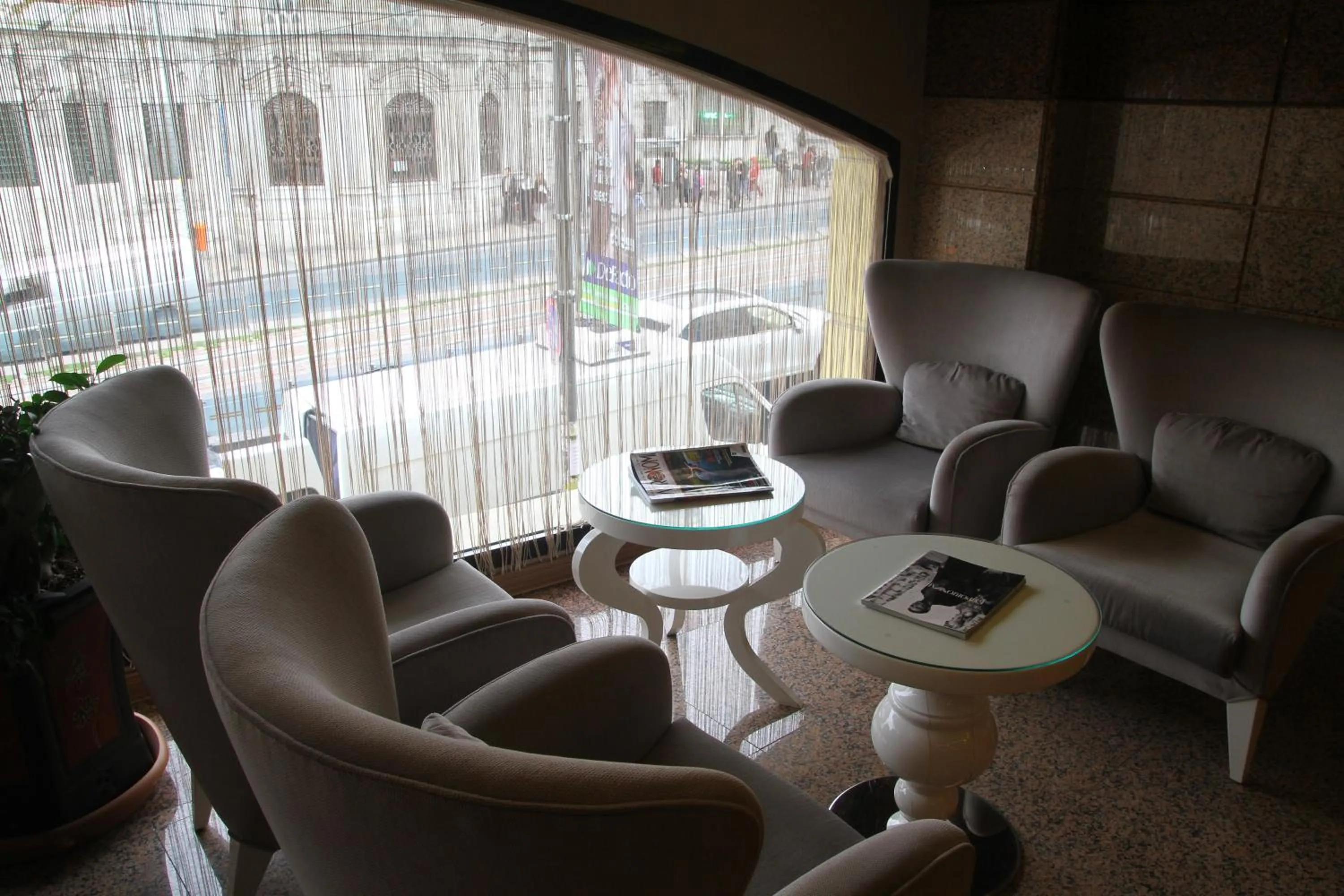 Lobby or reception in The Time Hotel Old City