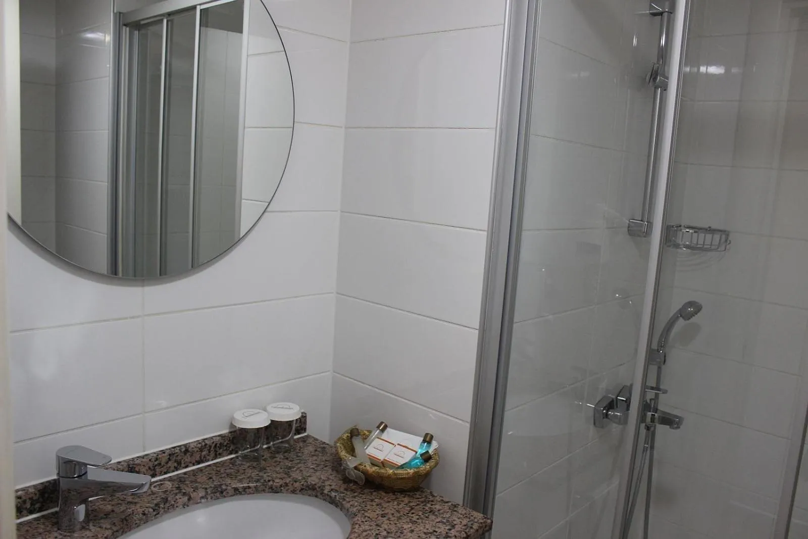 Shower in The Time Hotel Old City