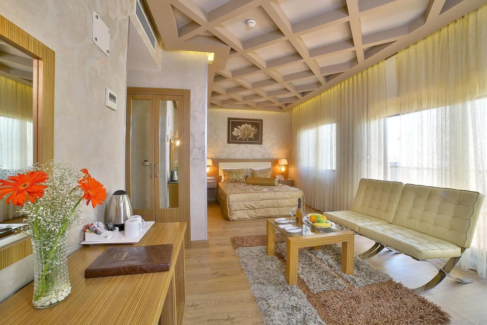 Nightclub / DJ in The Time Hotel Old City