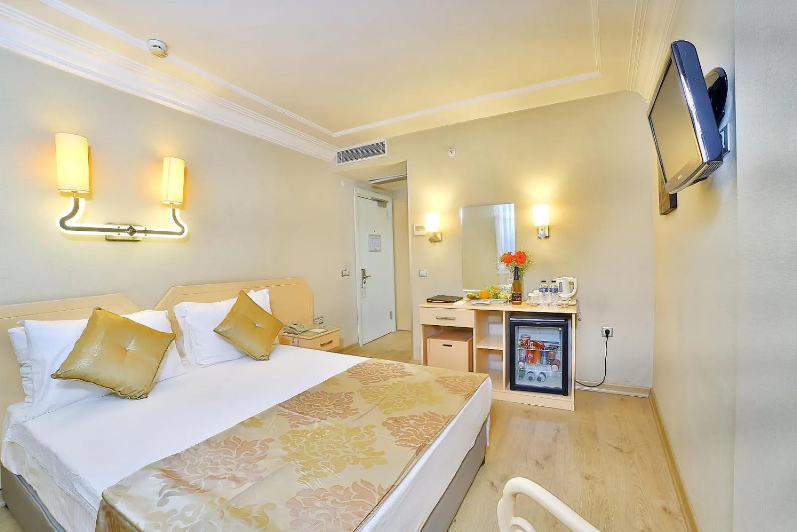 Bed in The Time Hotel Old City