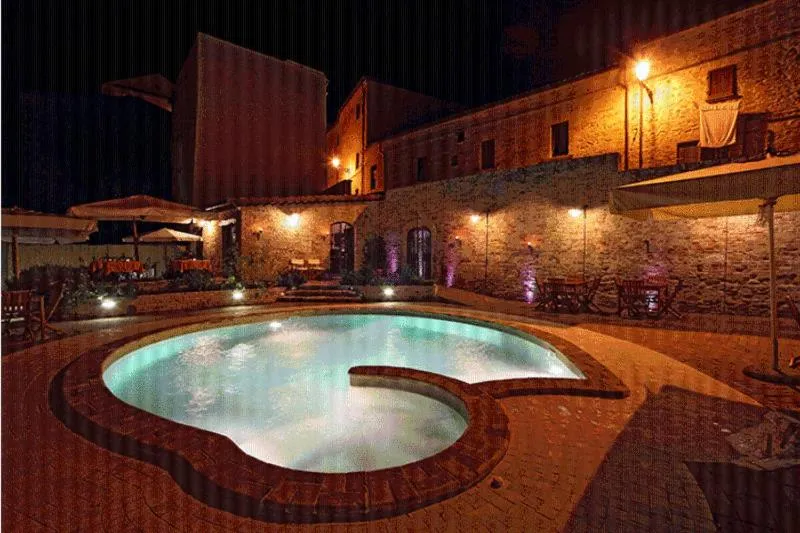 Swimming pool in Residence Borgo Da Mare