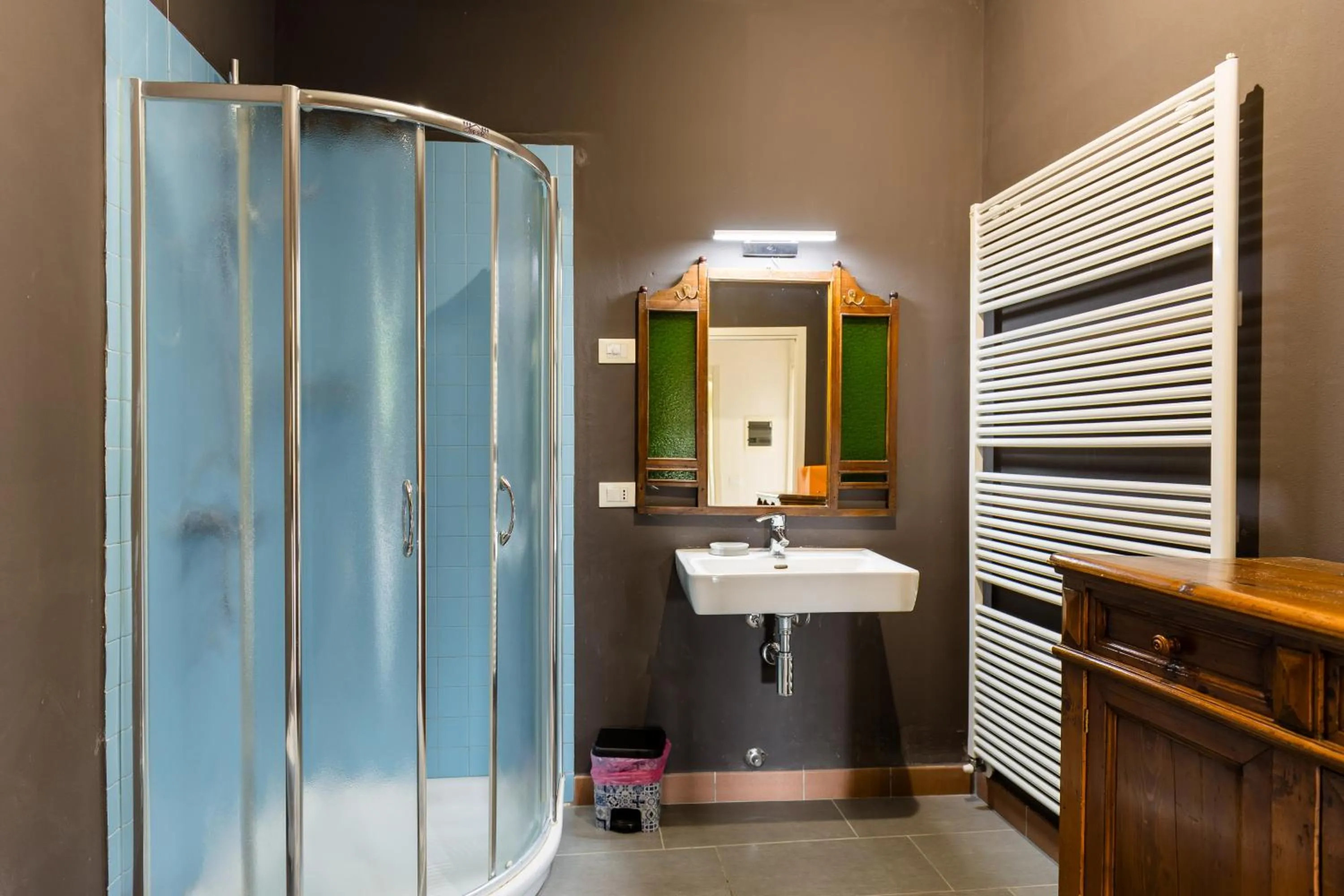 Shower in B&B Corte del Mincio