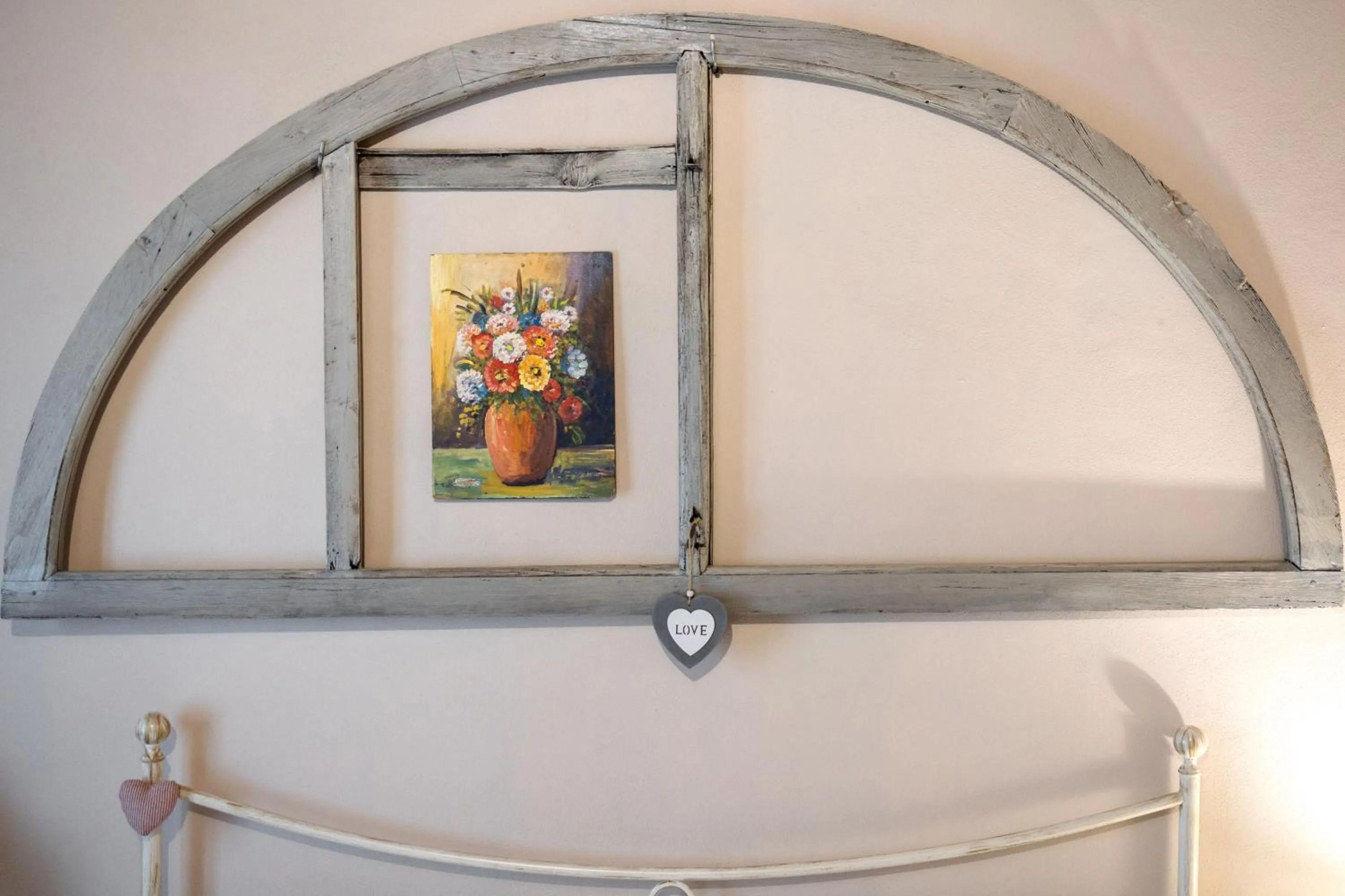 Decorative detail in B&B Corte del Mincio