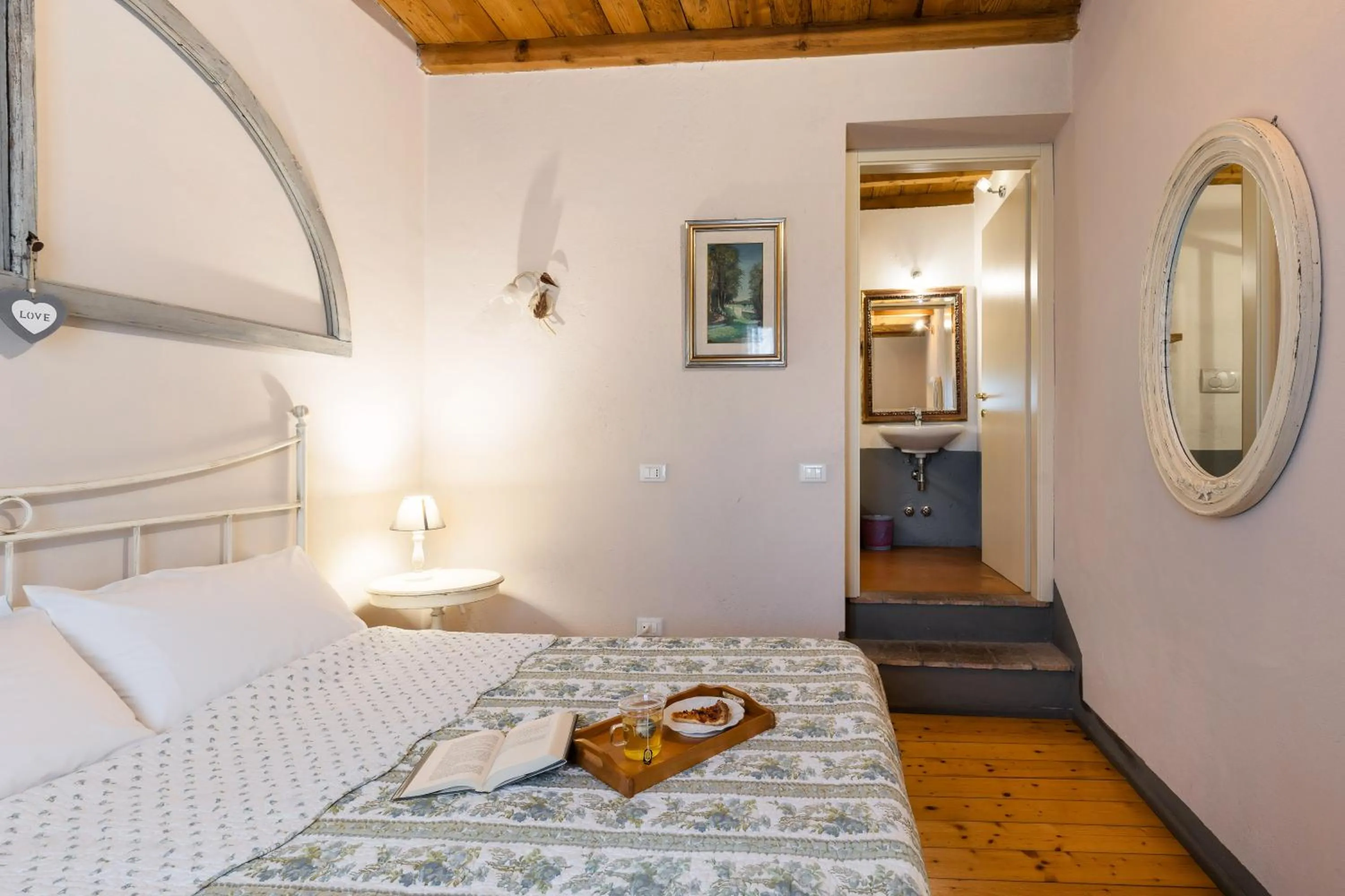 Bedroom, Bed in B&B Corte del Mincio